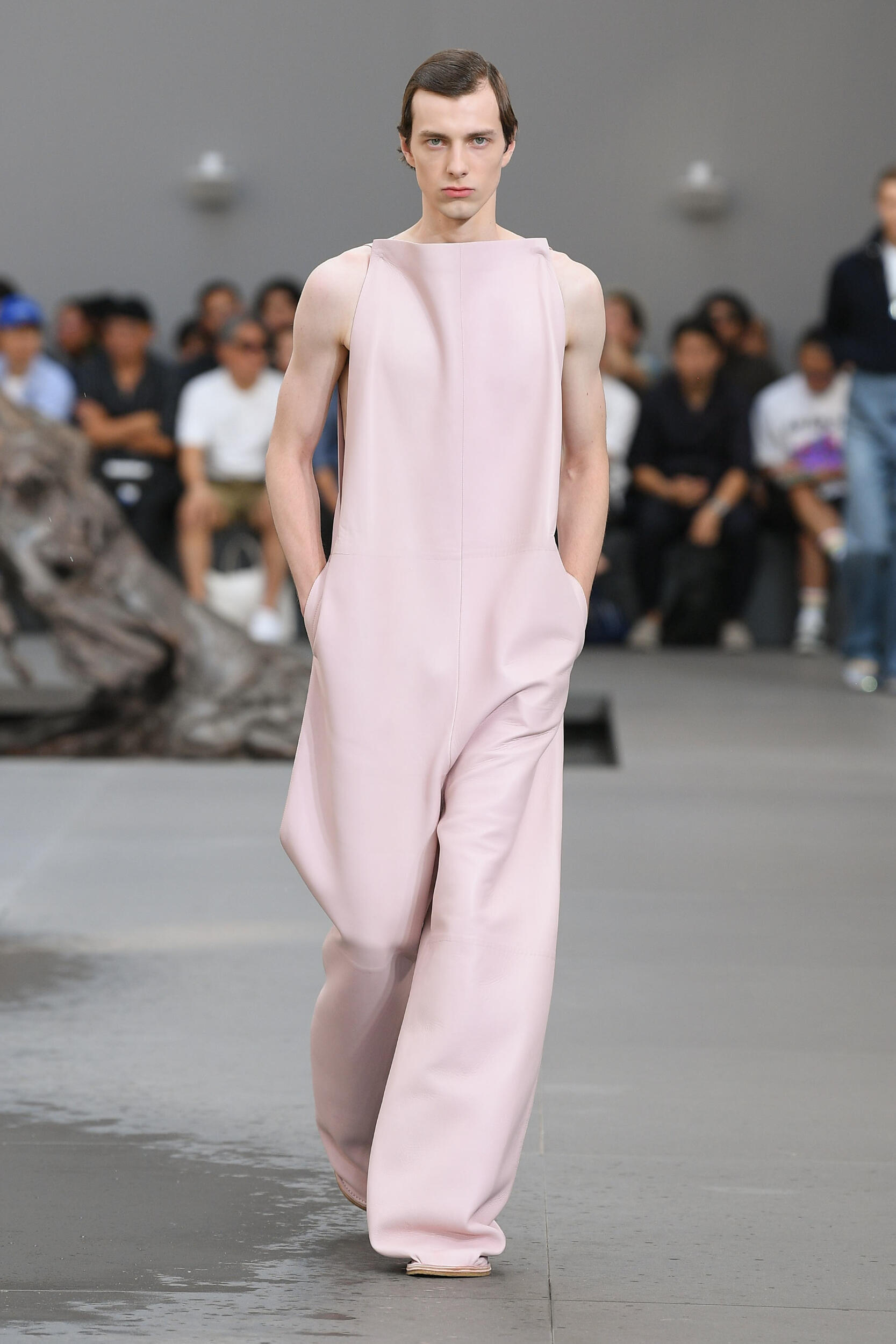 Loewe Spring 2024 Men’s Fashion Show