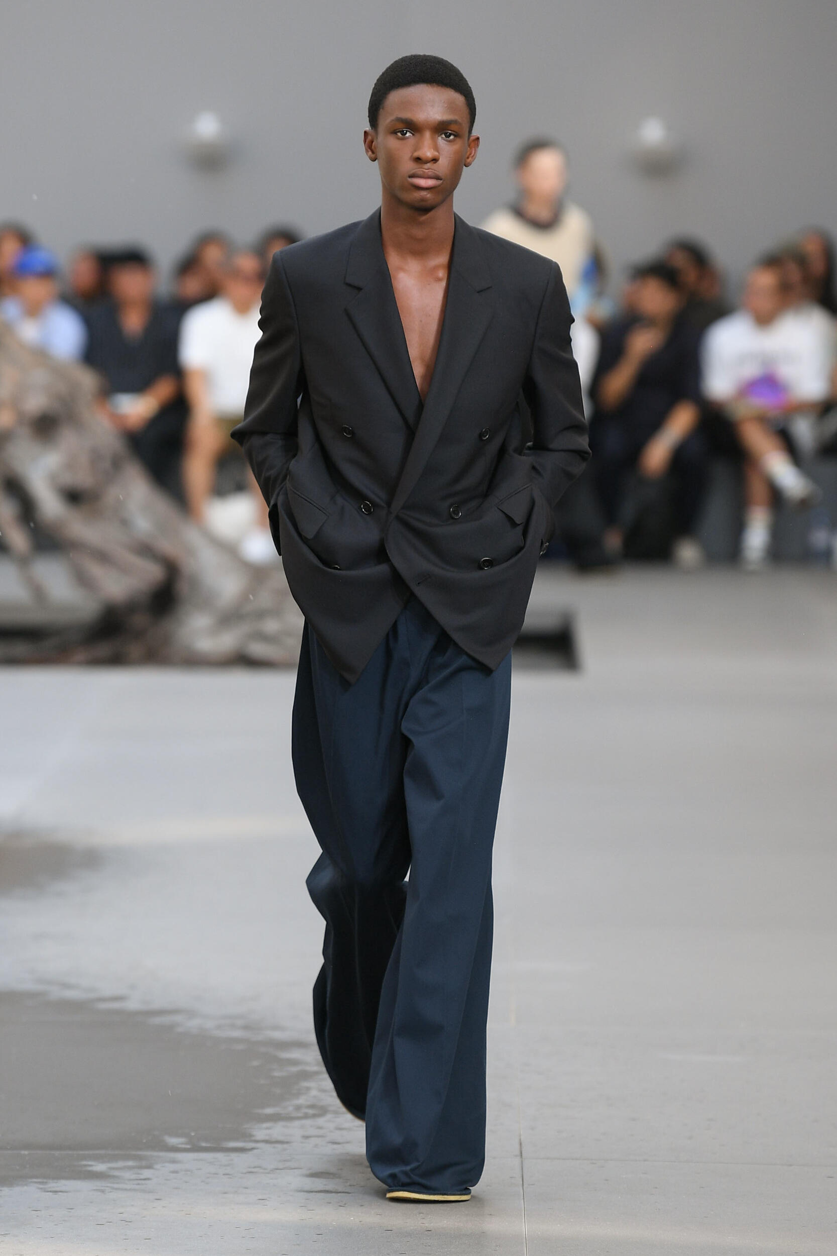 Loewe Spring 2024 Men’s Fashion Show | The Impression