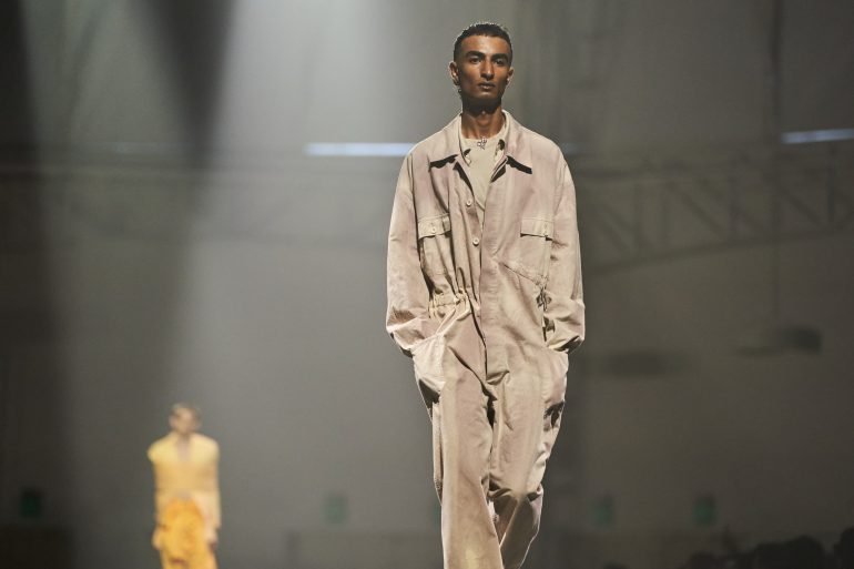 Louis Vuitton Men's Spring 2021 Fashion Show Atmosphere | The Impression
