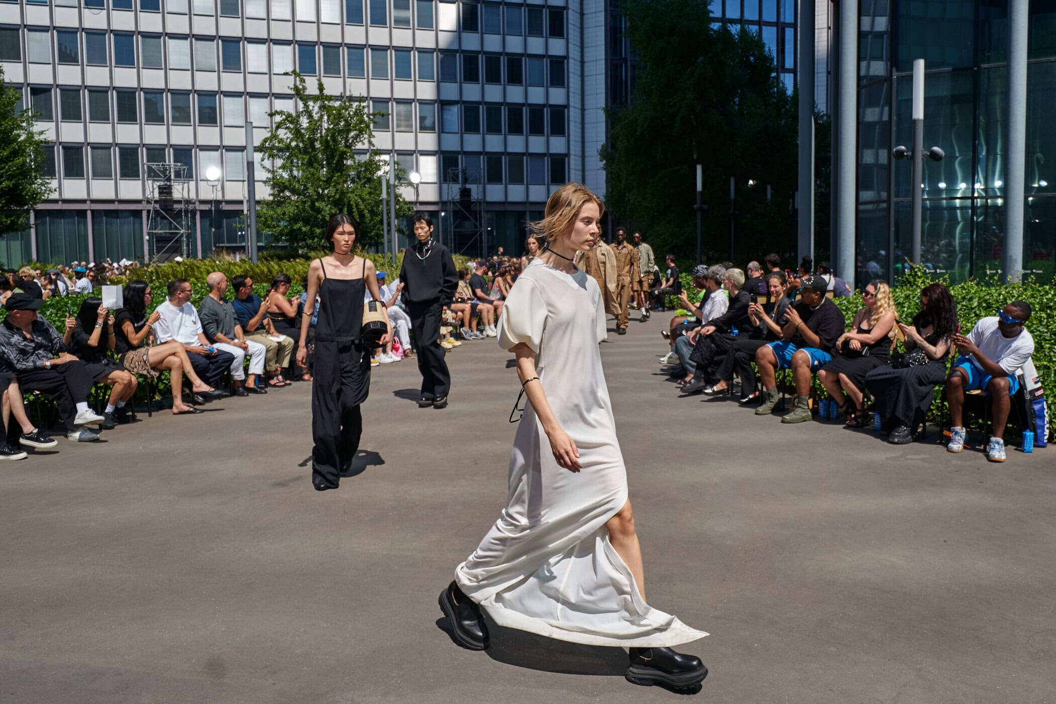Sacai Spring 2024 Men’s Fashion Show Atmosphere