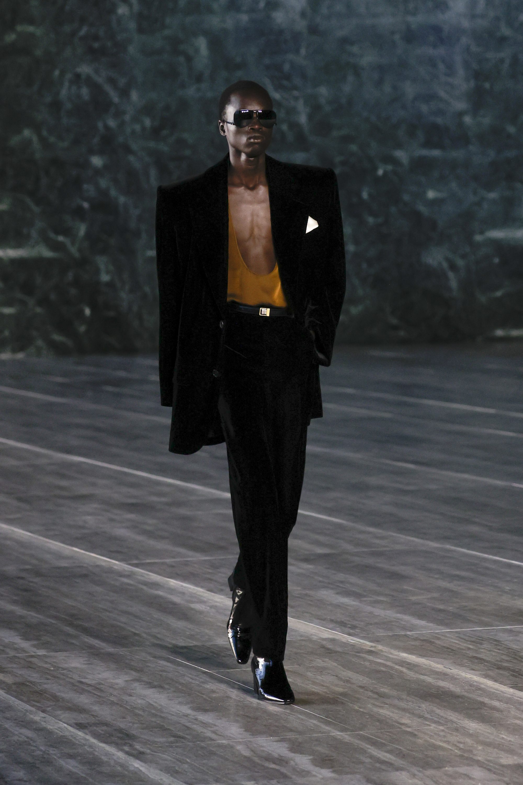 Saint Laurent Spring Men's 2024 Fashion Show | The Impression