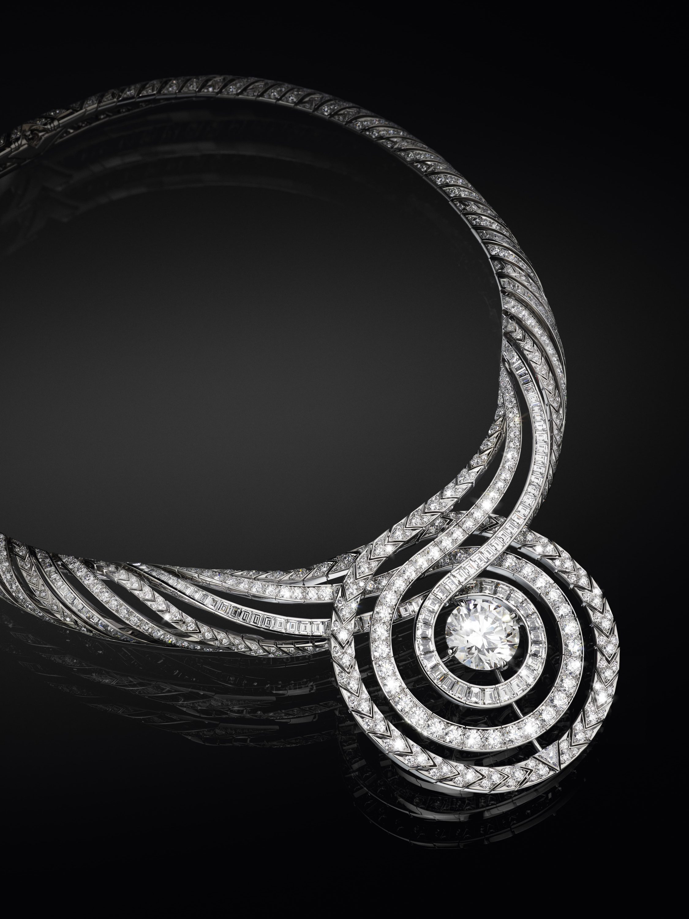 The new Chain Attraction collection of high jewellery from Louis Vuitton  has got swagger and style in 2023