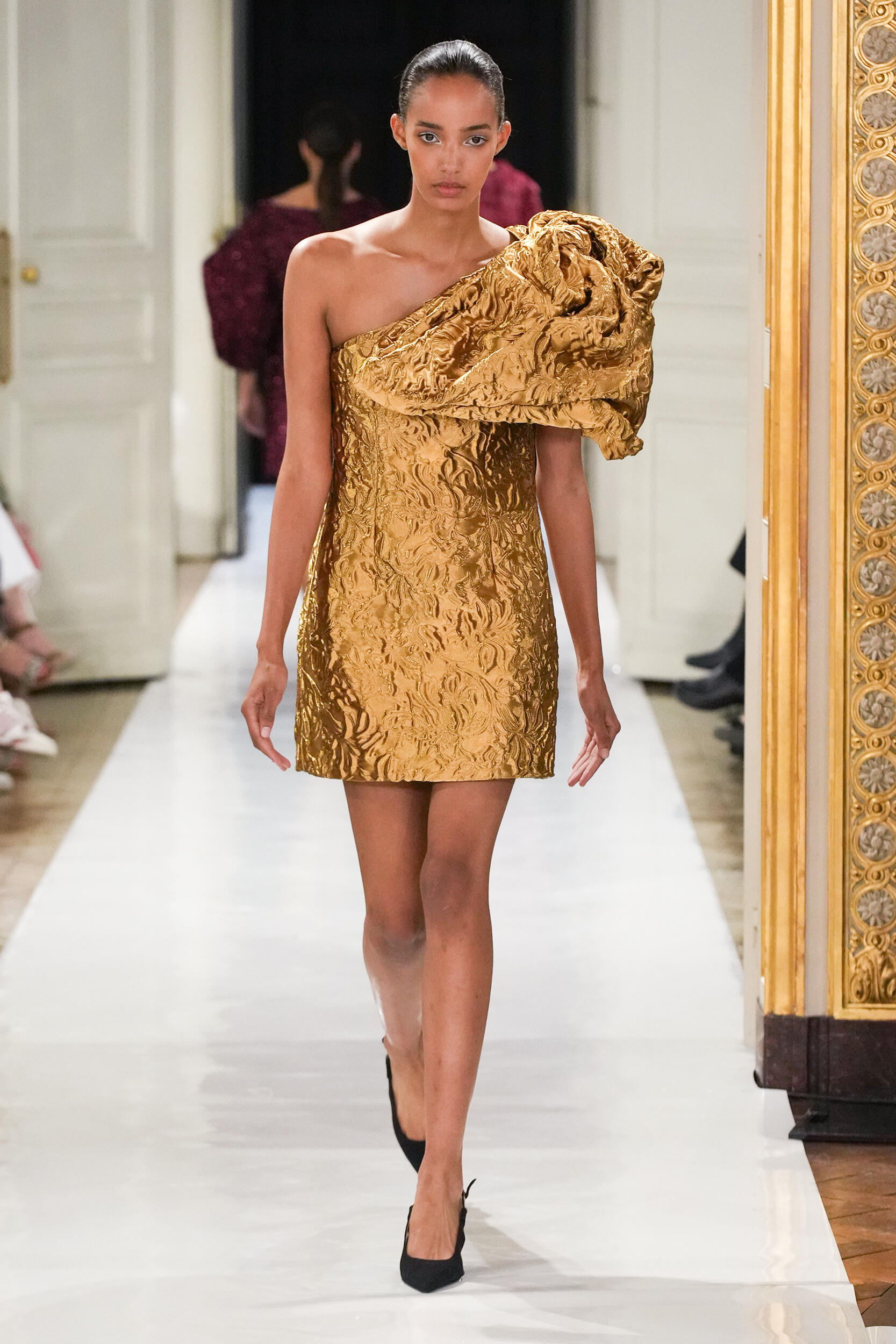 Natan Fall 2023 Couture Fashion Show