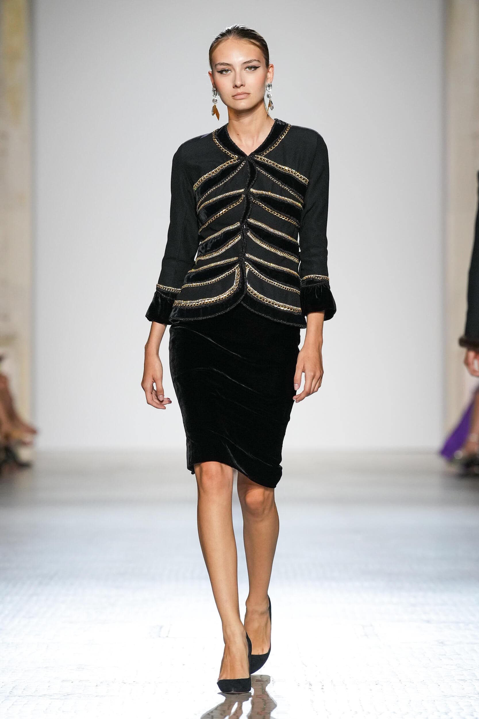 Celia Kritharioti Fall 2023 Couture Fashion Show