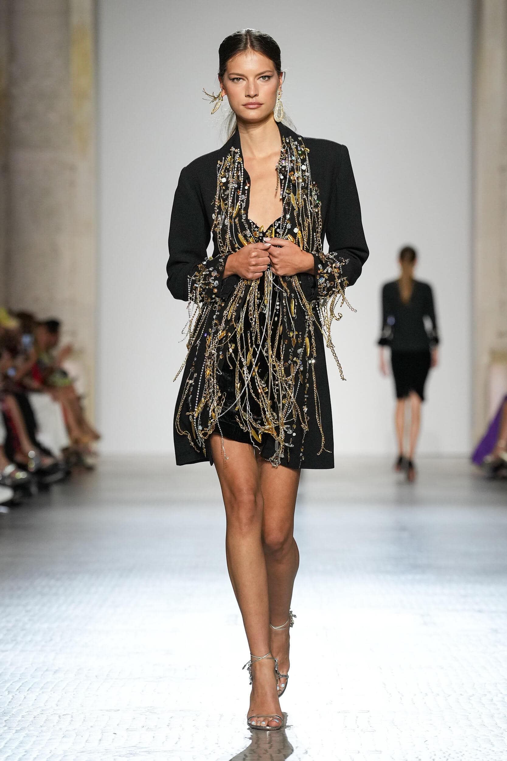 Celia Kritharioti Fall 2023 Couture Fashion Show