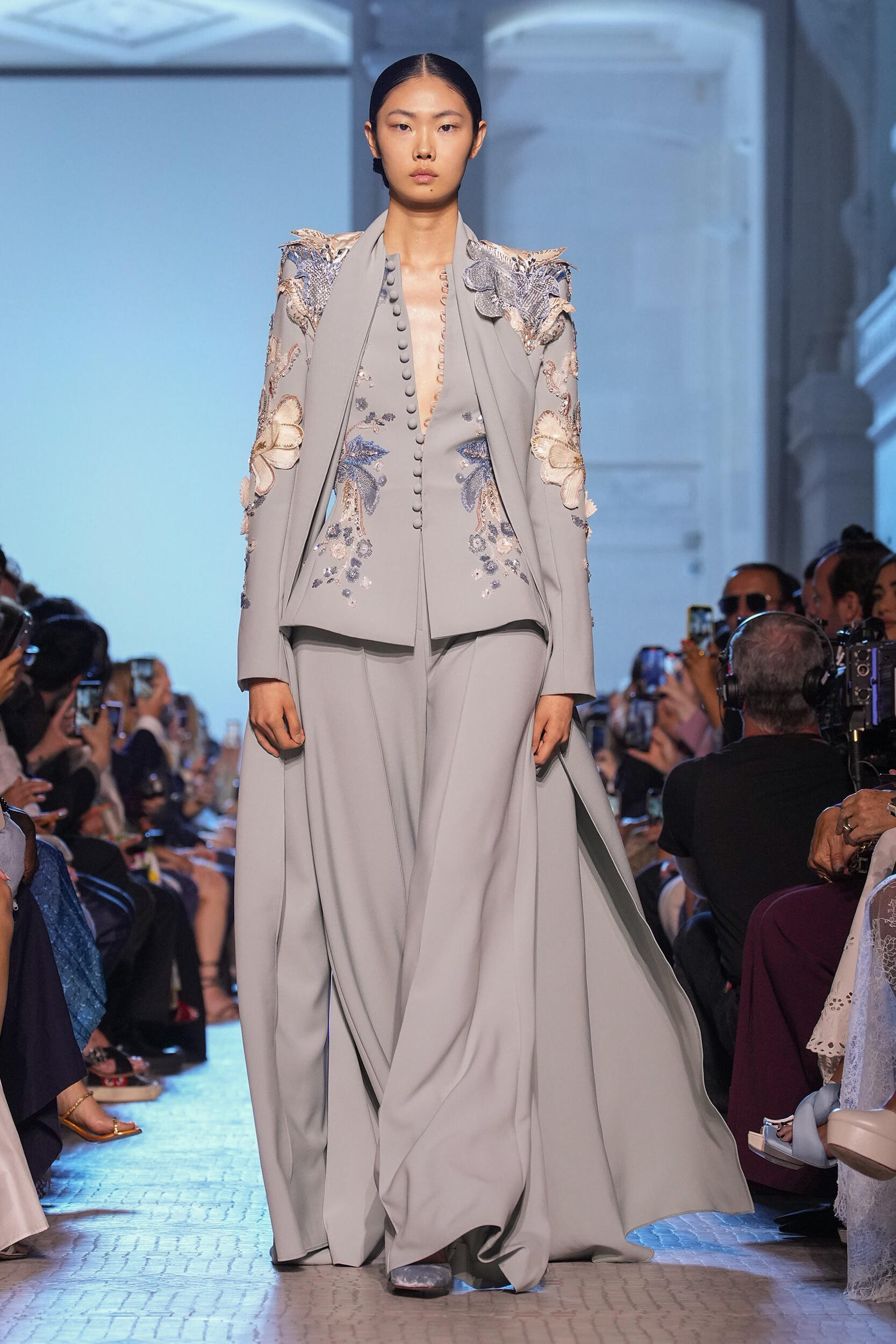 Elie Saab Fall 2023 Couture Fashion Show | The Impression