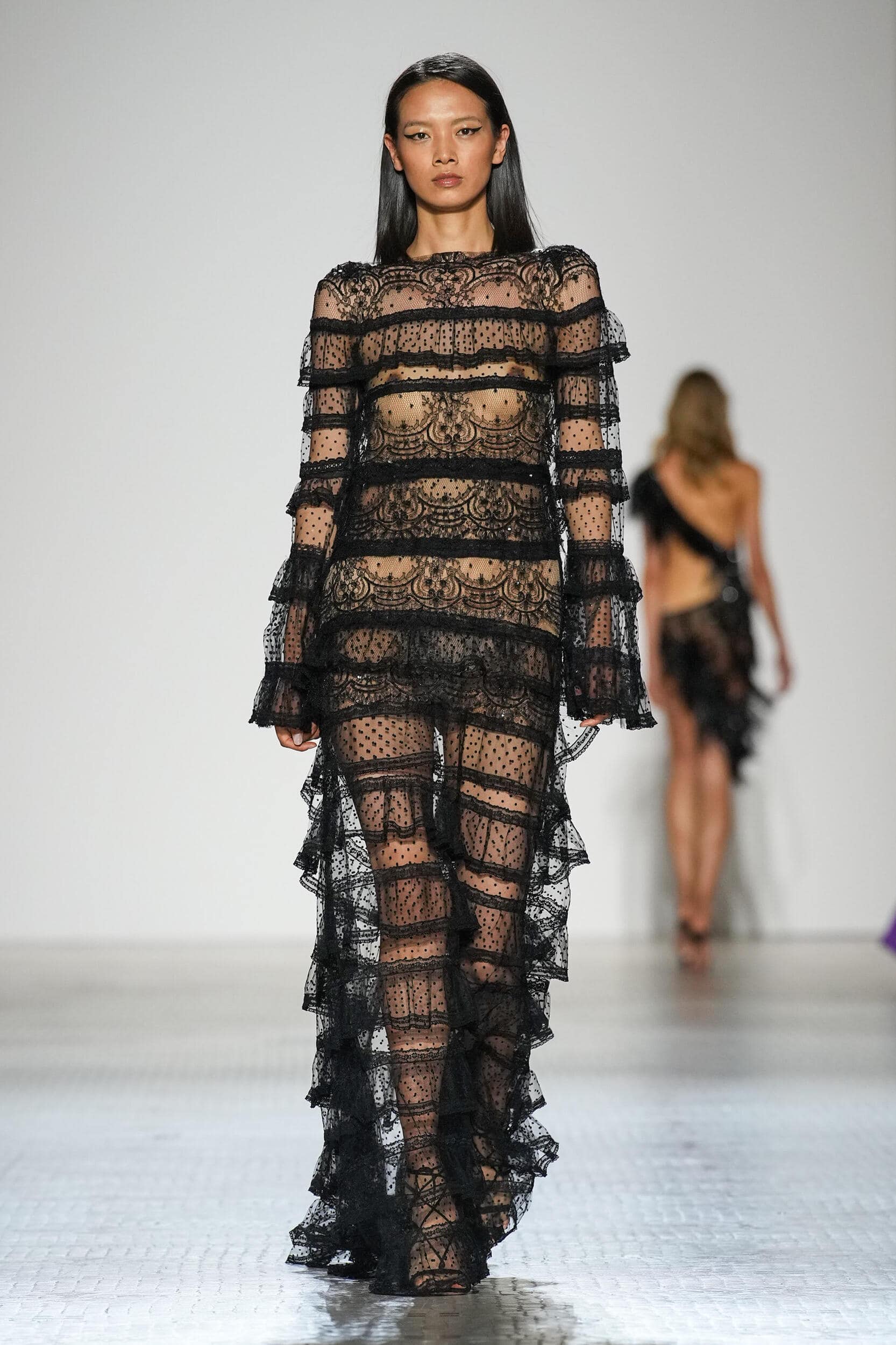 Celia Kritharioti Fall 2023 Couture Fashion Show