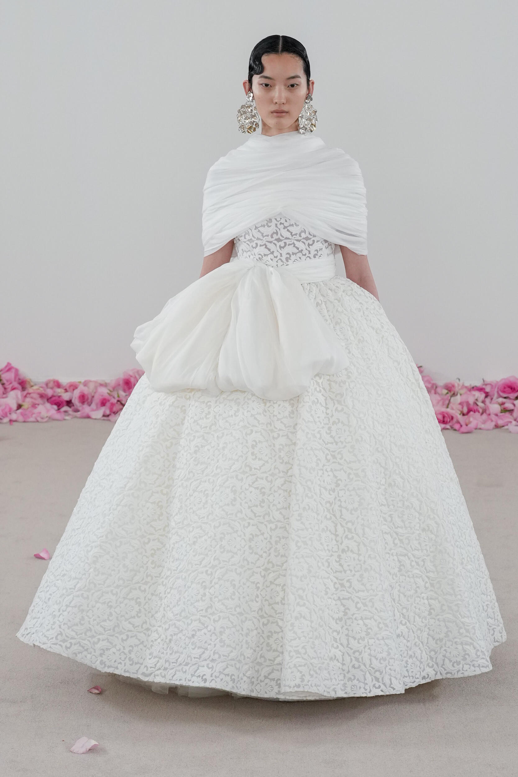 Giambattista Valli Fall 2023 Couture Fashion Show