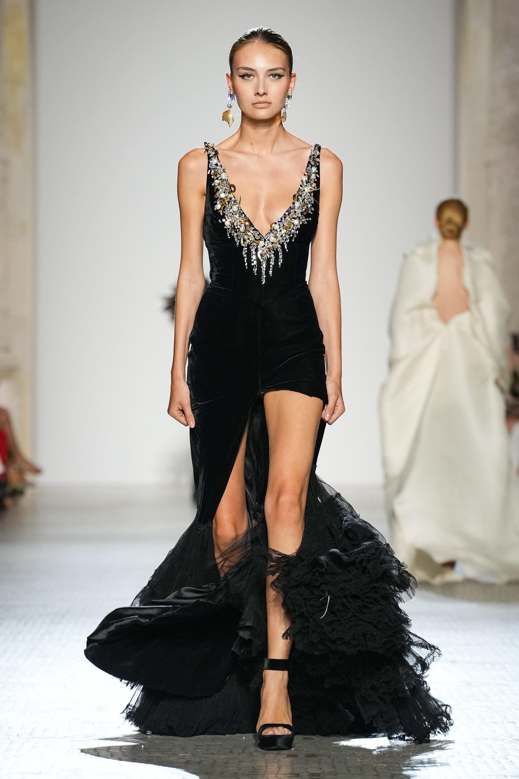 Celia Kritharioti Fall 2023 Couture Fashion Show | The Impression