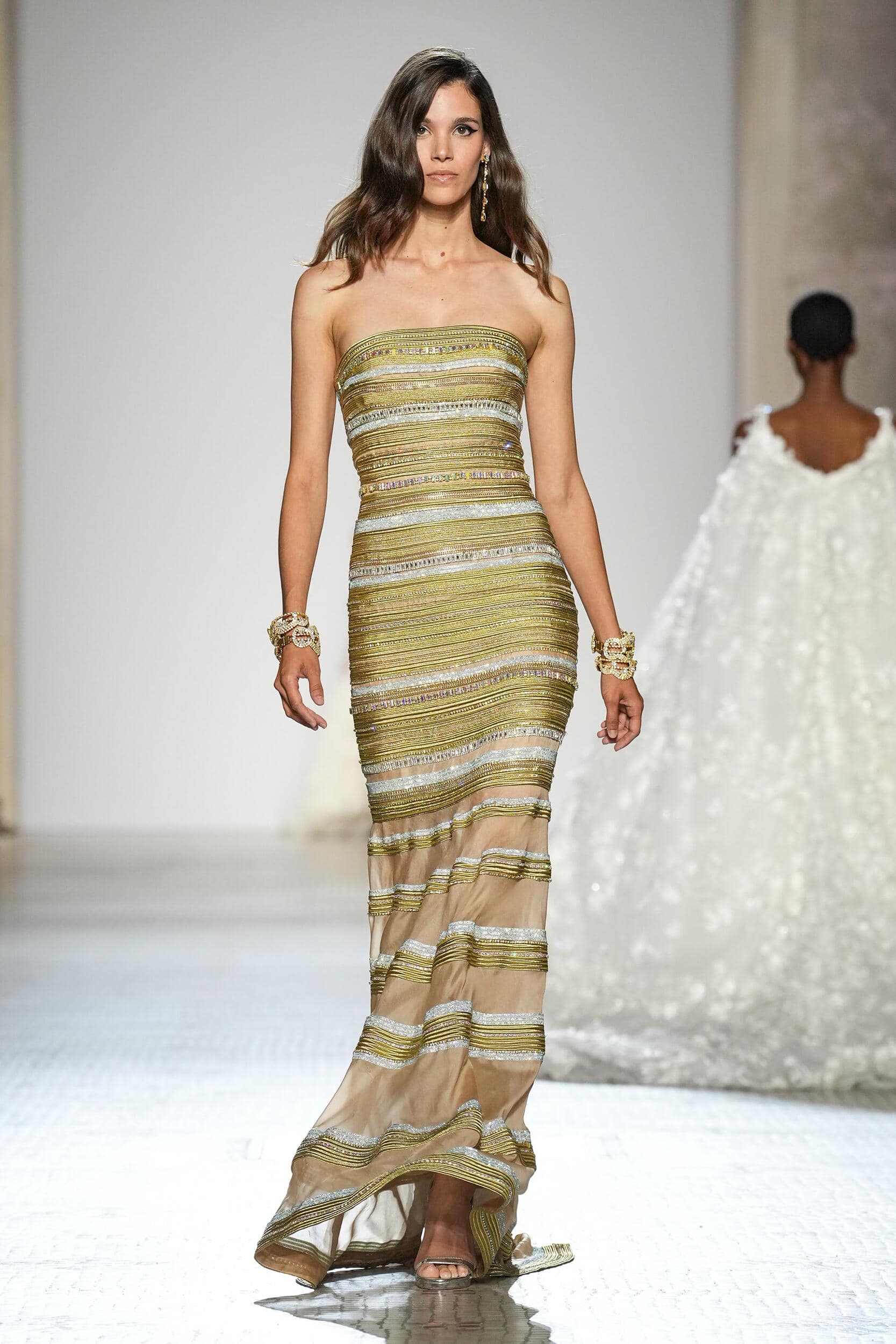 Celia Kritharioti Fall 2023 Couture Fashion Show
