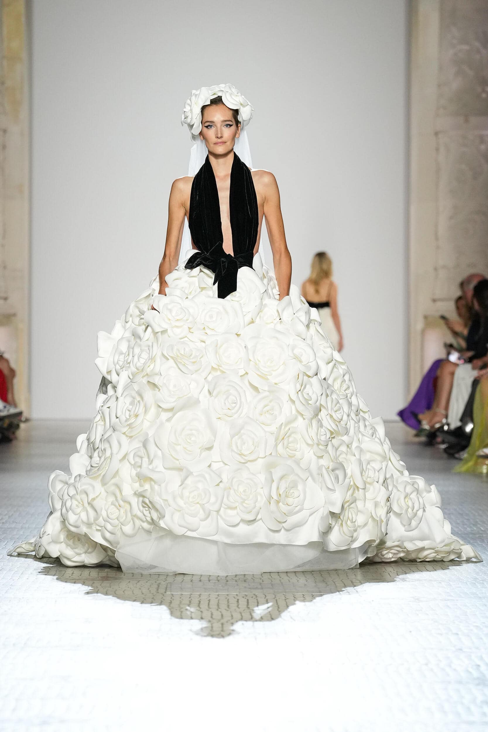 Celia Kritharioti Fall 2023 Couture Fashion Show