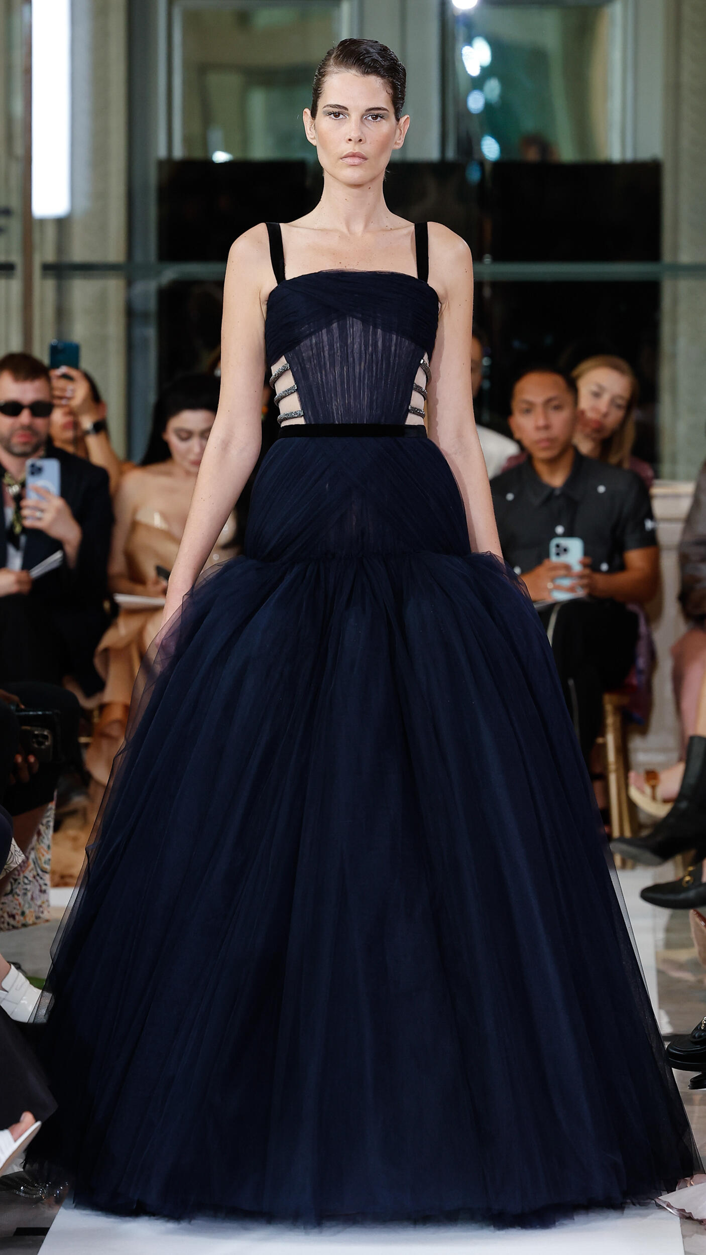Fovari Fall 2023 Couture Fashion Show