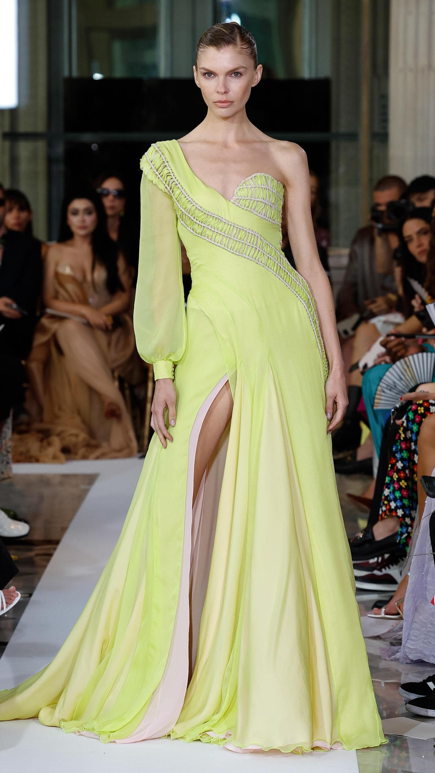 Fovari Fall 2023 Couture Fashion Show