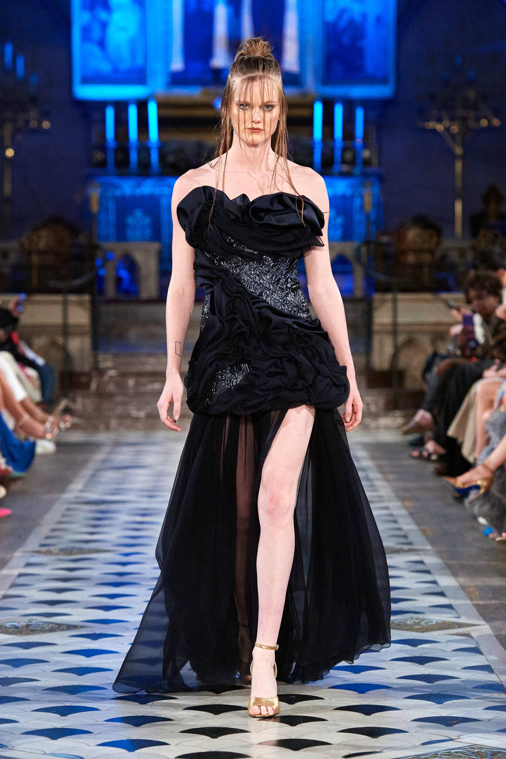 La Metamorphose Fall 2023 Couture Fashion Show
