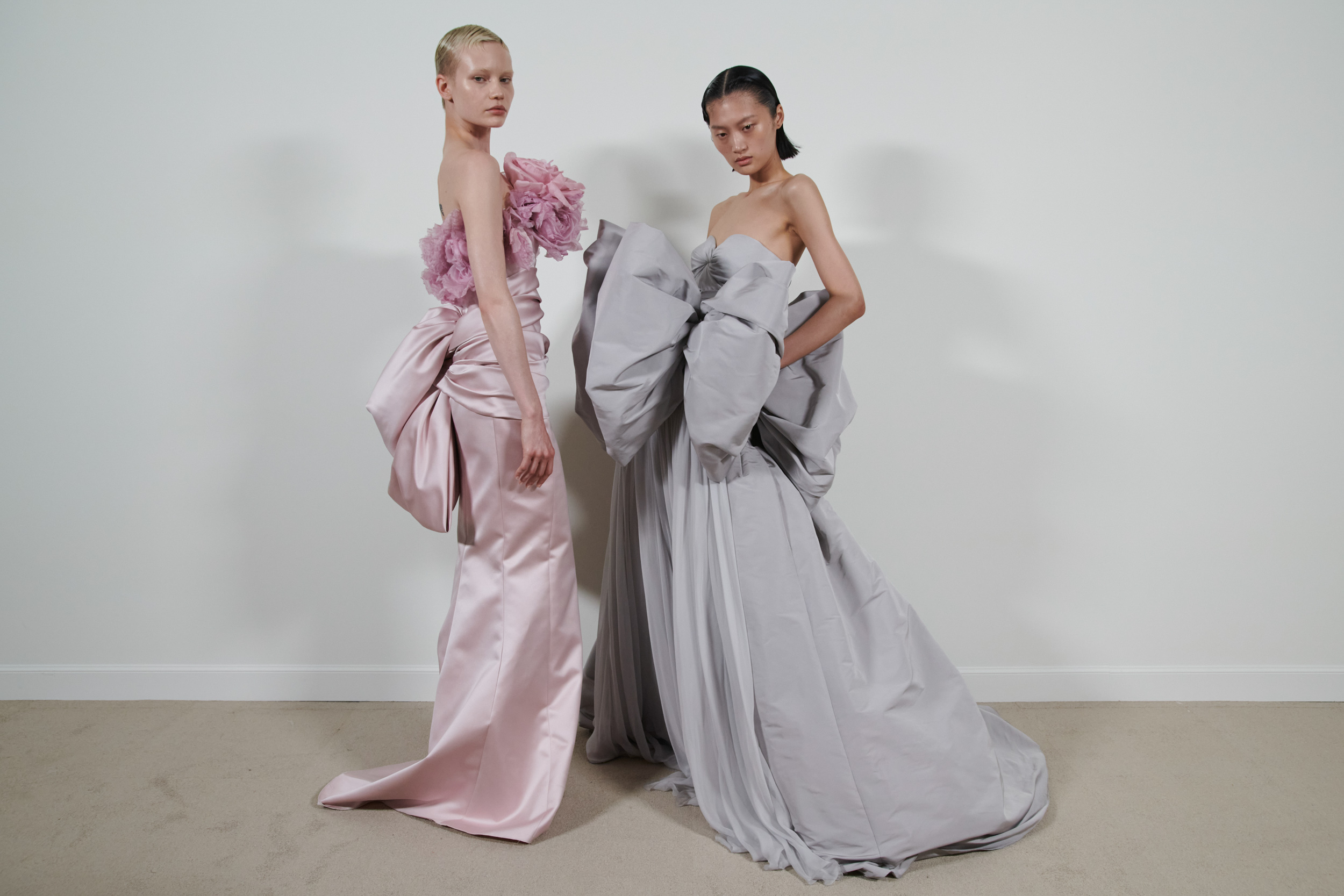 Giambattista Valli Fall 2023 Couture Fashion Show Backstage