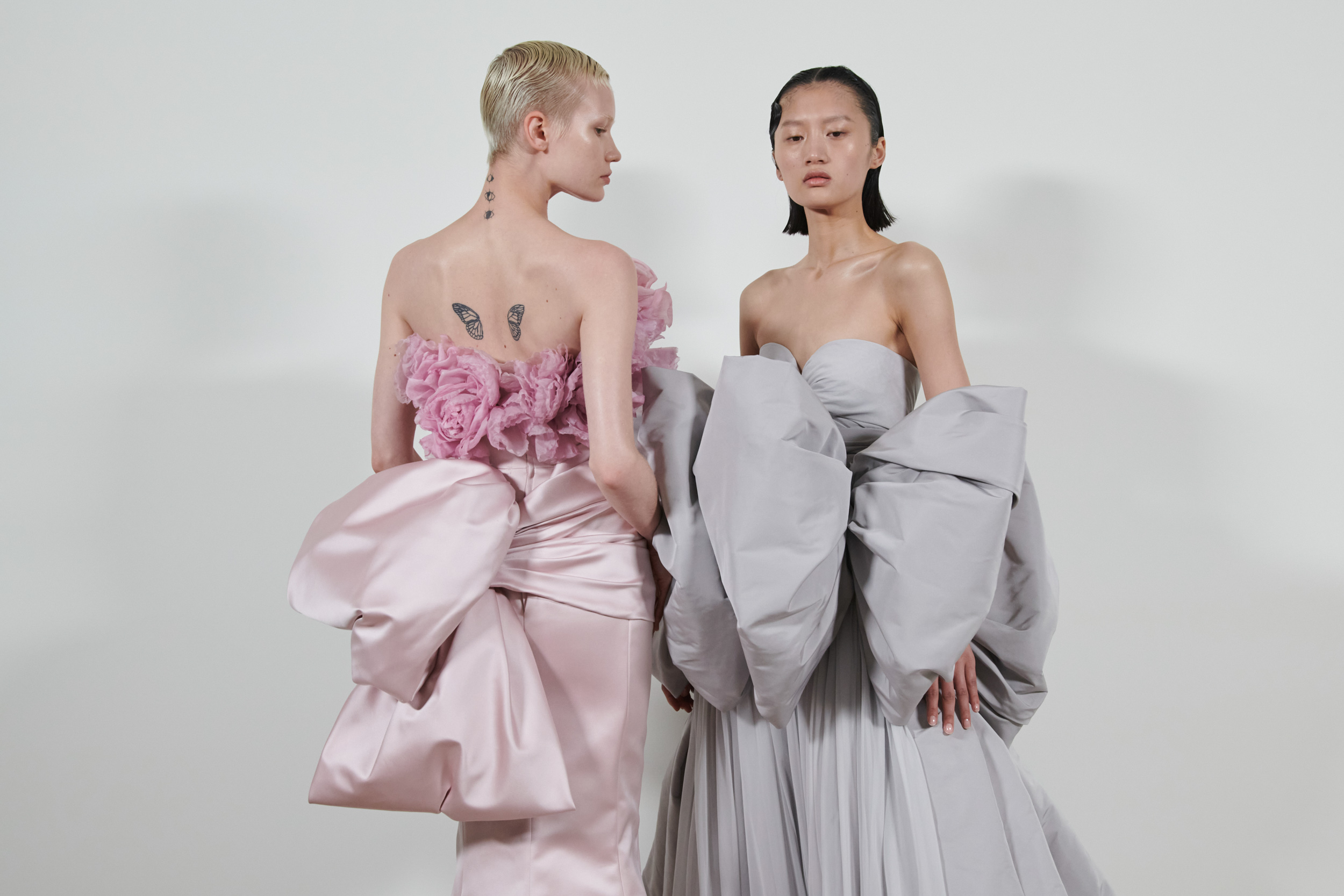 Giambattista Valli Fall 2023 Couture Fashion Show Backstage