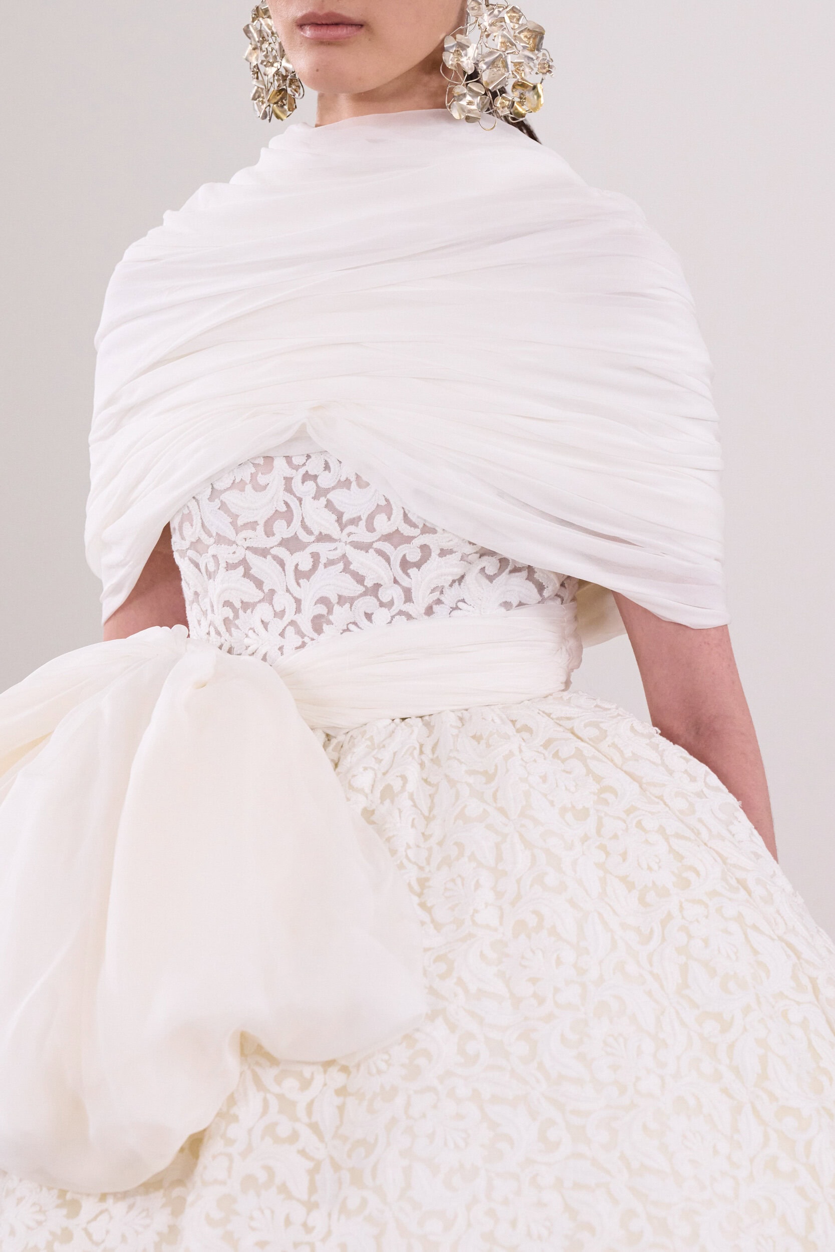 Giambattista Valli Fall 2023 Couture Fashion Show Details