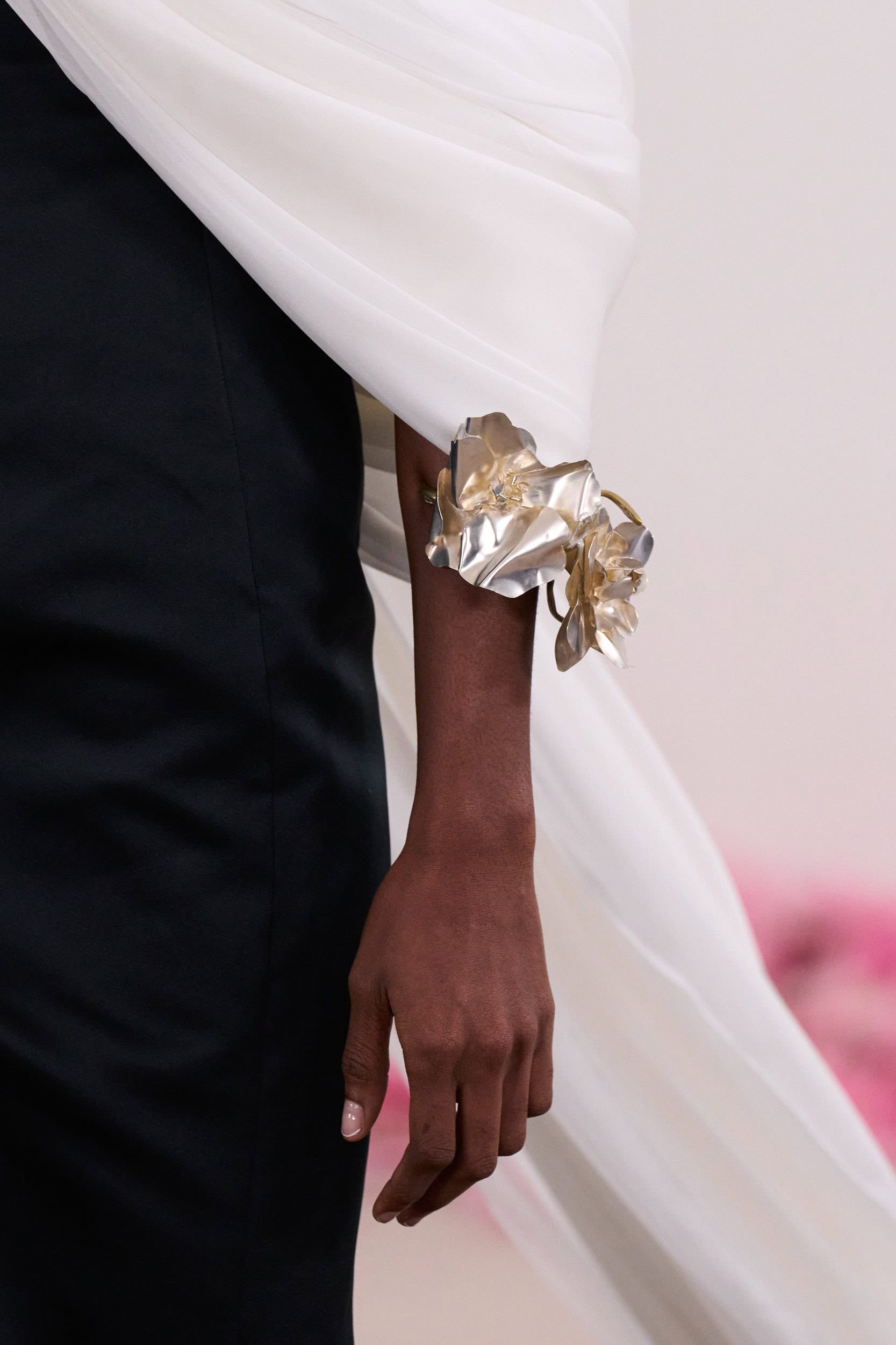 Giambattista Valli Fall 2023 Couture Fashion Show Details