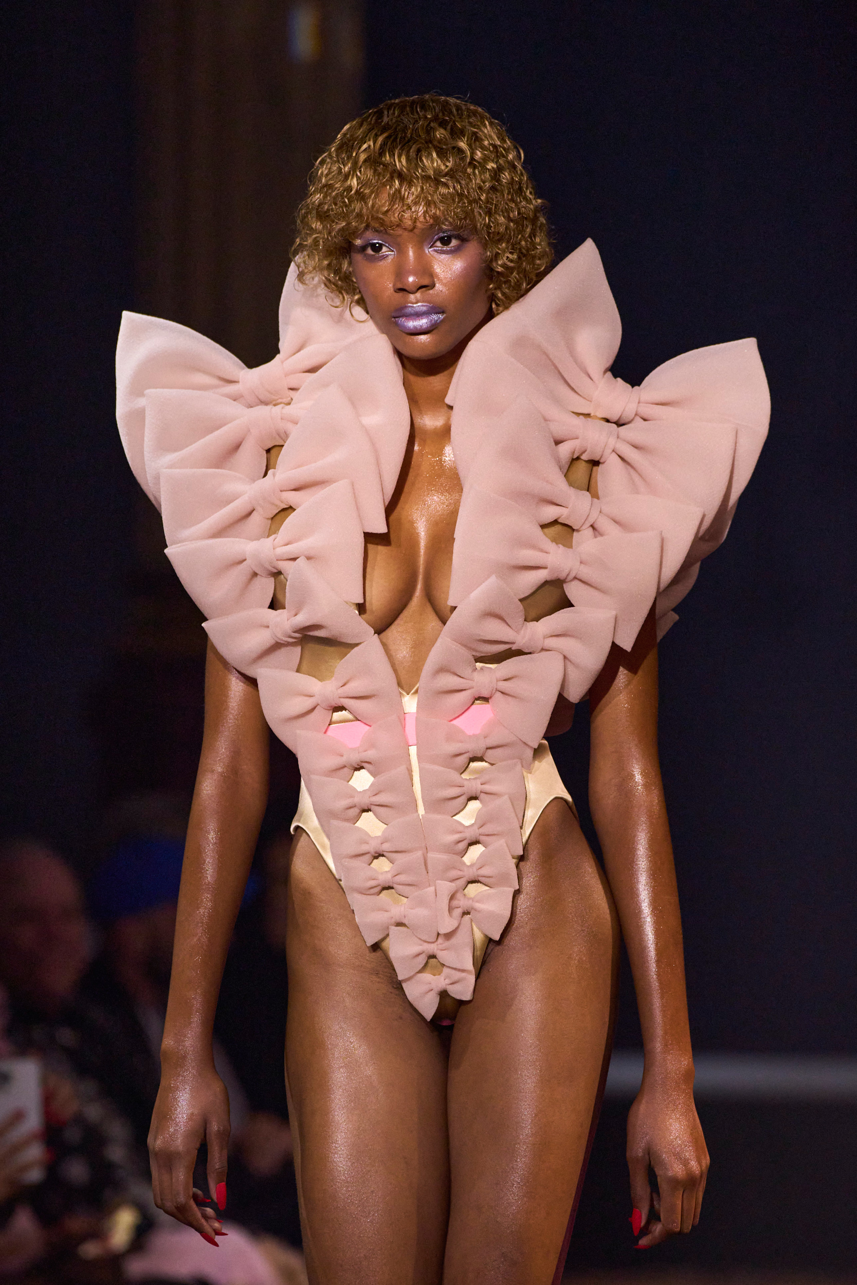 Viktor & Rolf Full Fall 2023 Couture Fashion Show Details