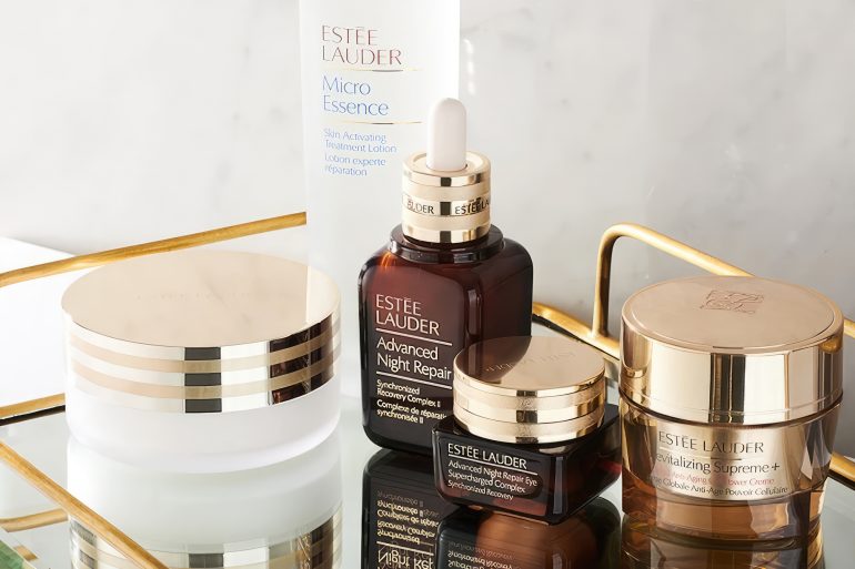 Estée Lauder Reports Stagnant Sales in Americas