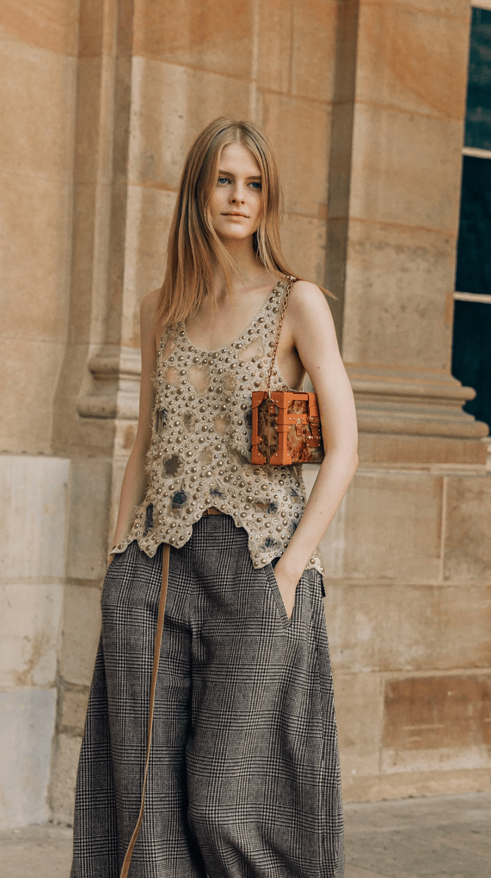 Louis Vuitton Unveils Fall-Winter 2023 Campaign With Emma Stone – Villa88