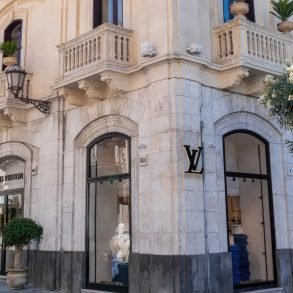 Louis Vuitton Taormina Resort Store and Cafe