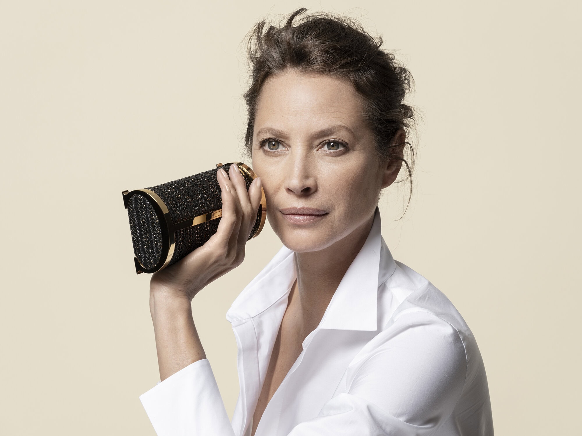 Christy Turlington Models in CH Carolina Herrera Handbag Ad