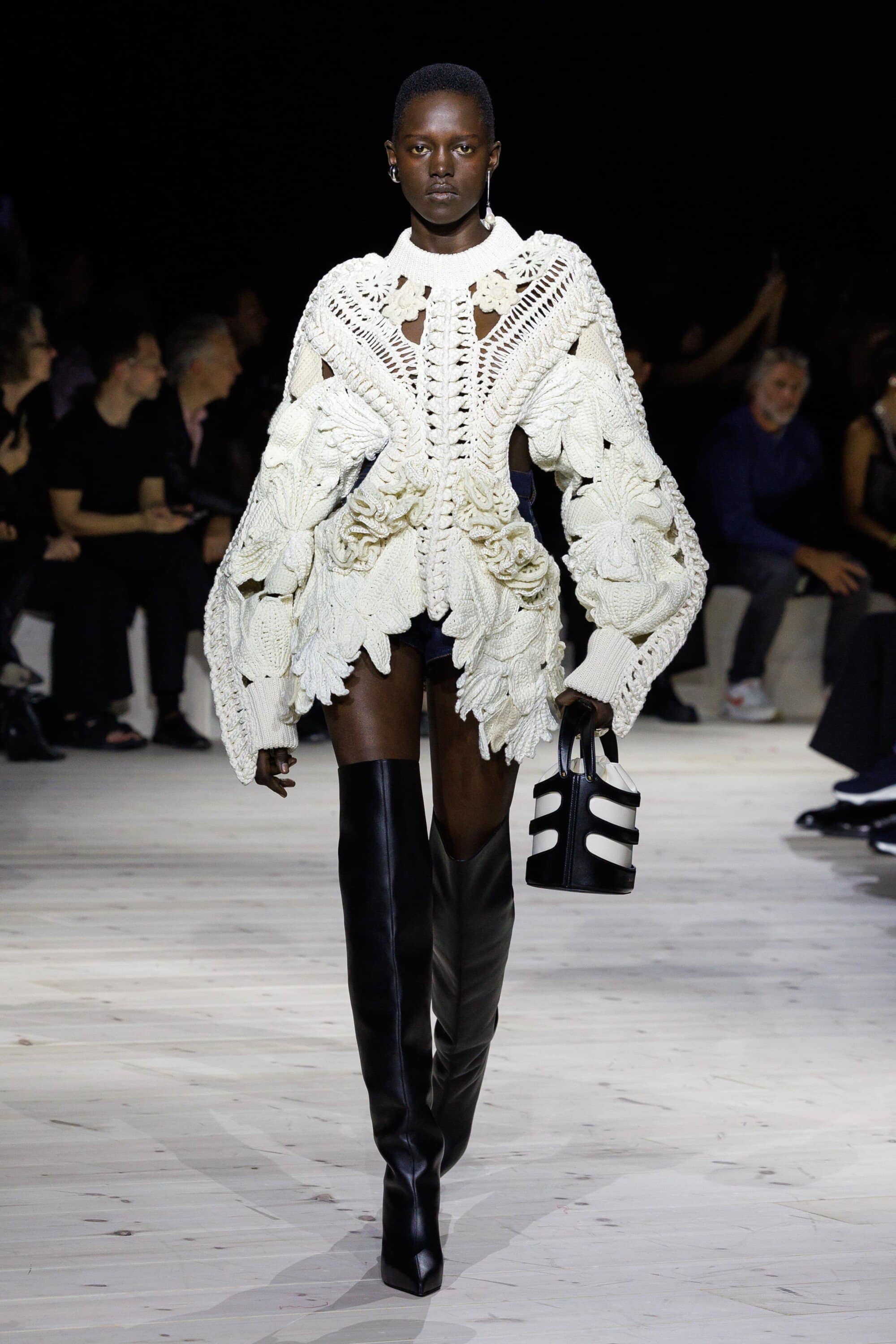 Alexander McQueen Spring 2024 Fashion Show Review | The Impression