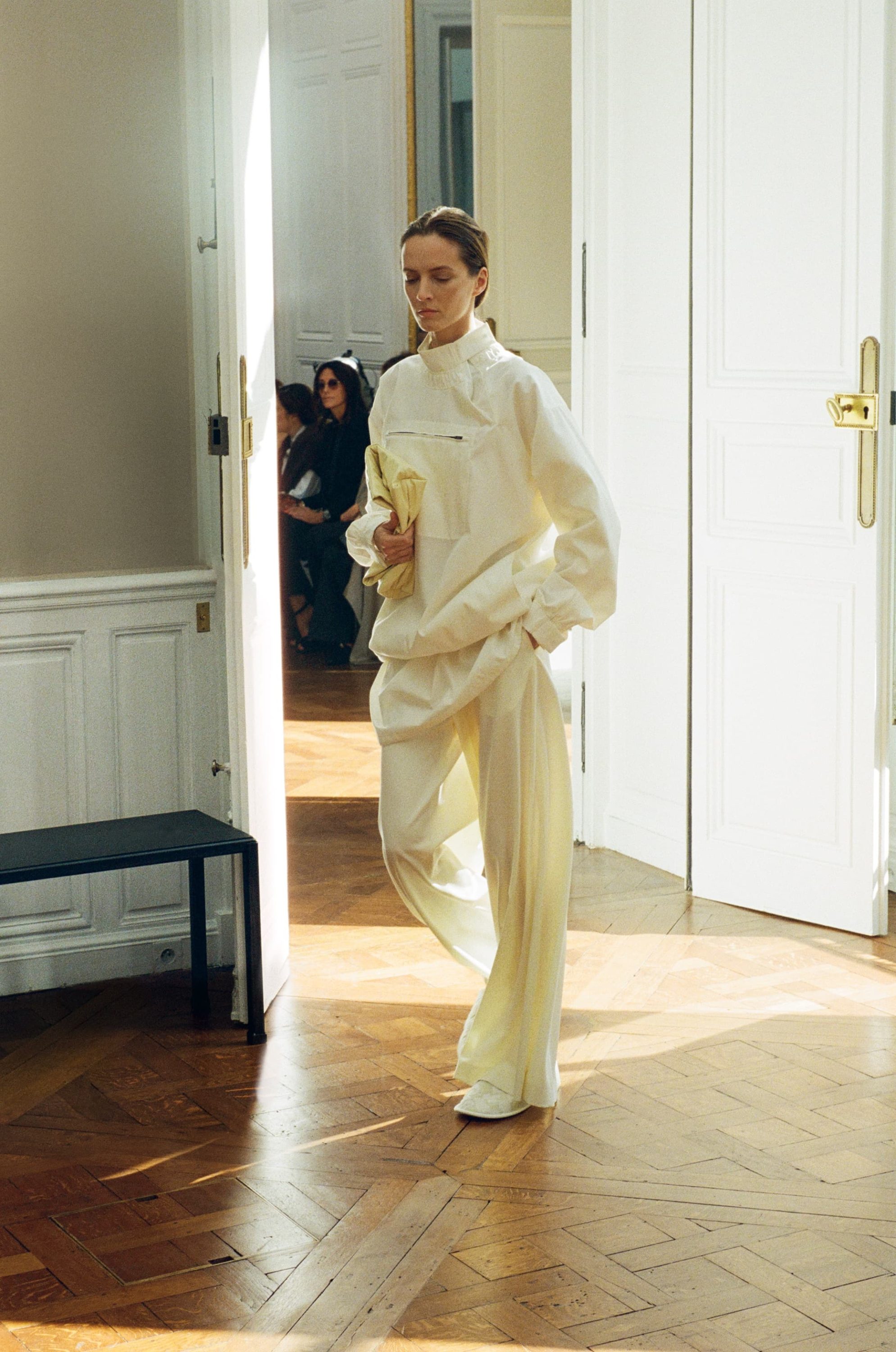 The Row Spring 2024 Fashion Show The Impression   TheRow Summer2024 Look18 Scaled 