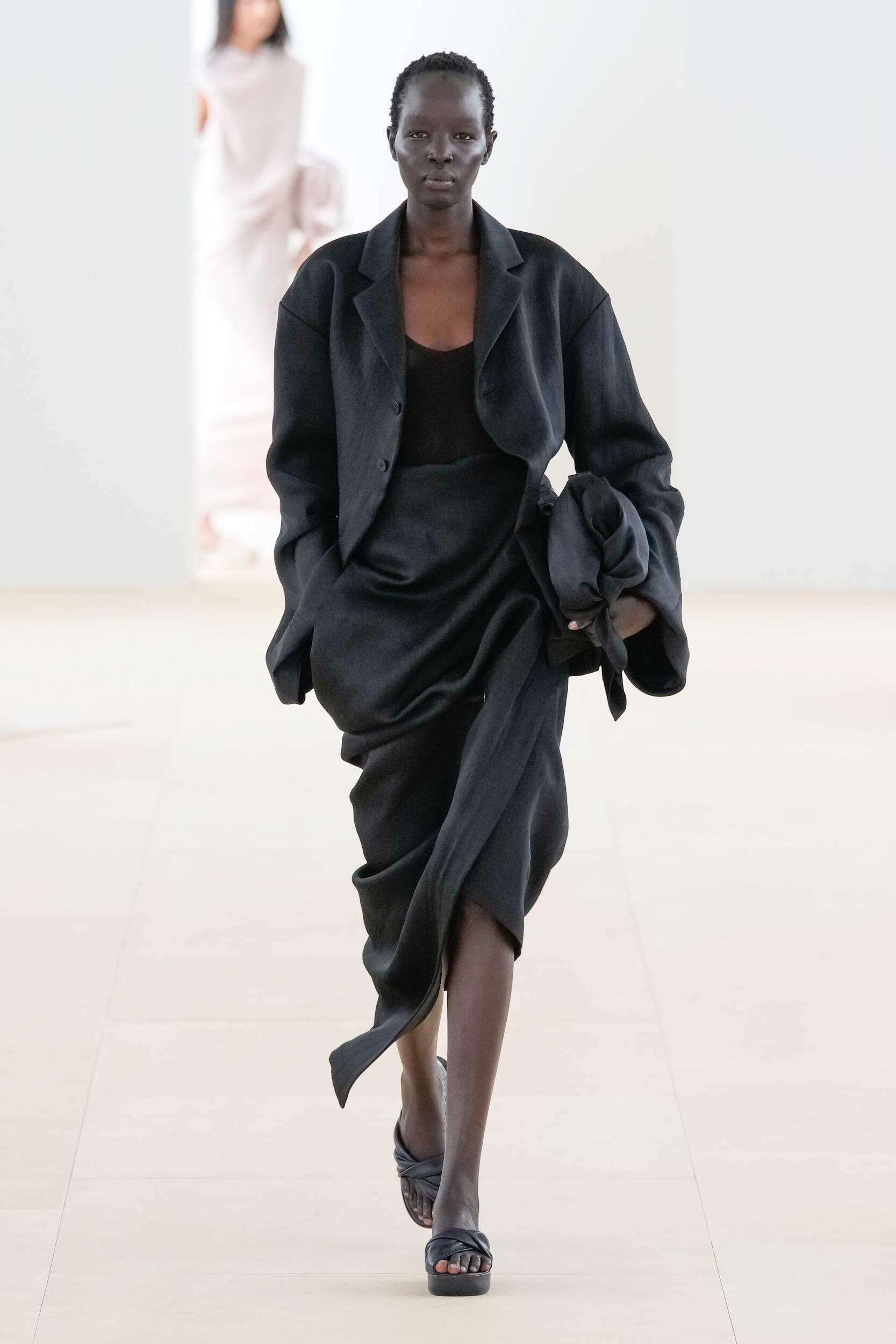 Issey Miyake Spring 2024 Fashion Show | The Impression