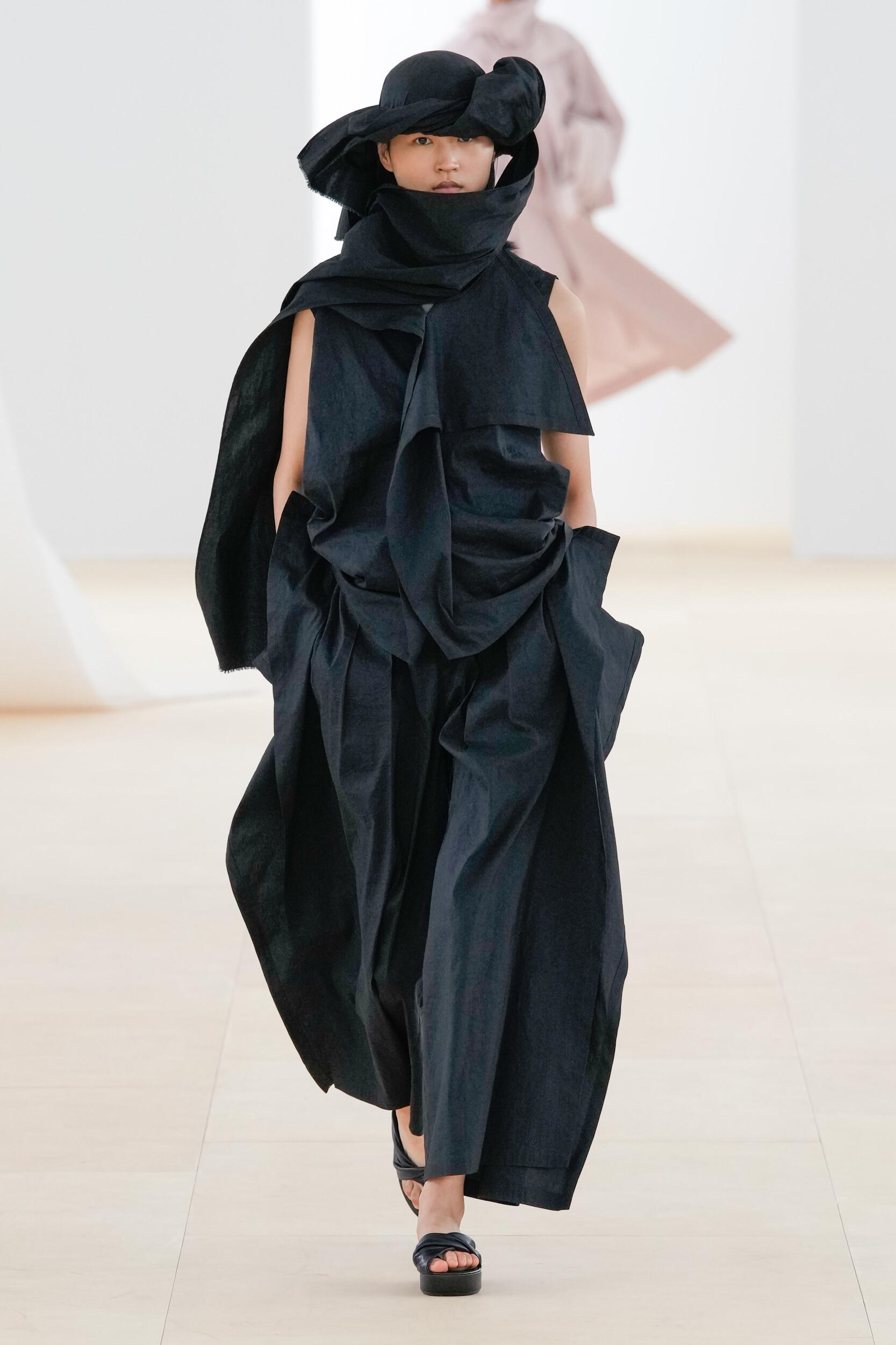 Issey Miyake Spring 2024 Fashion Show