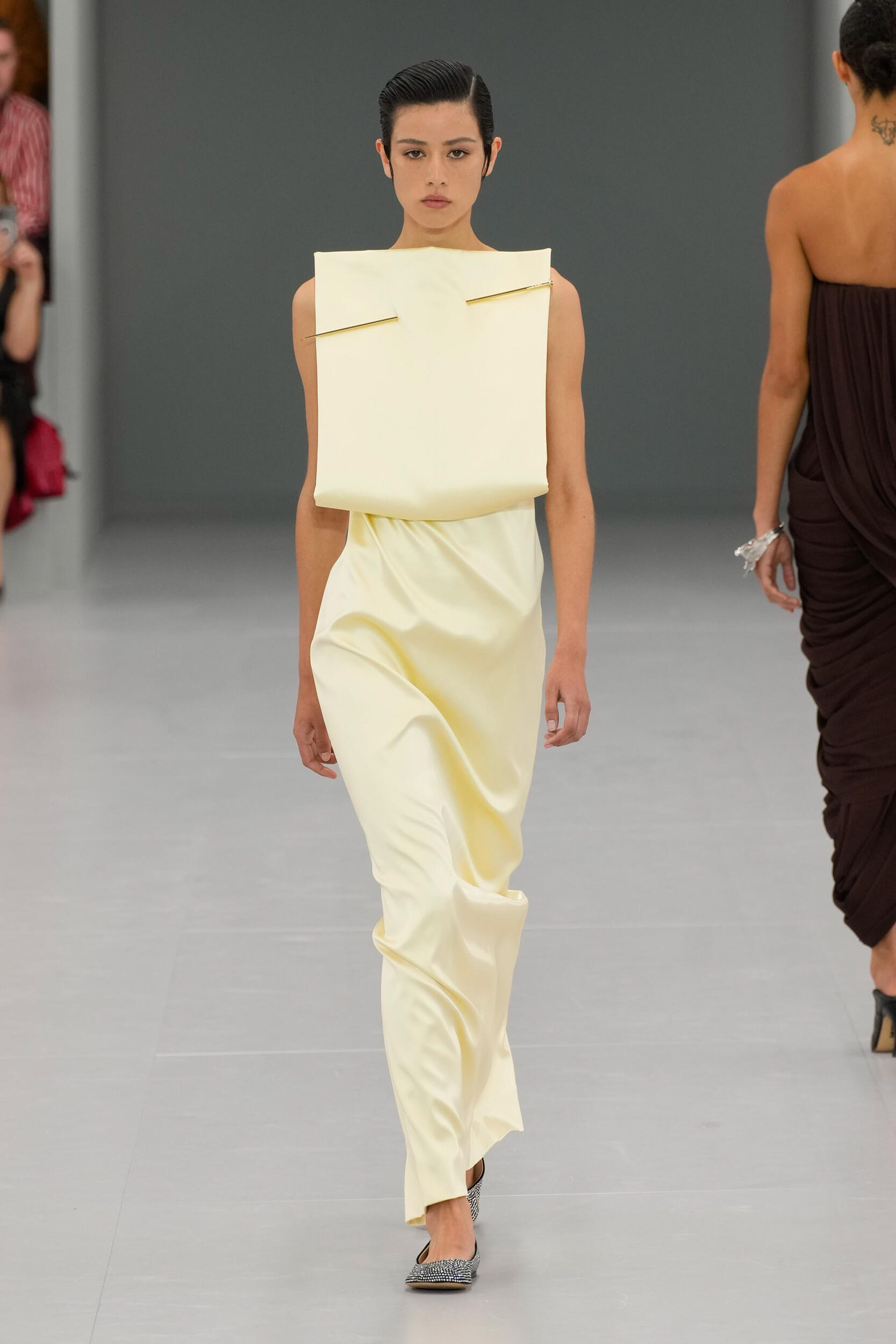 Loewe Spring 2024 Fashion Show