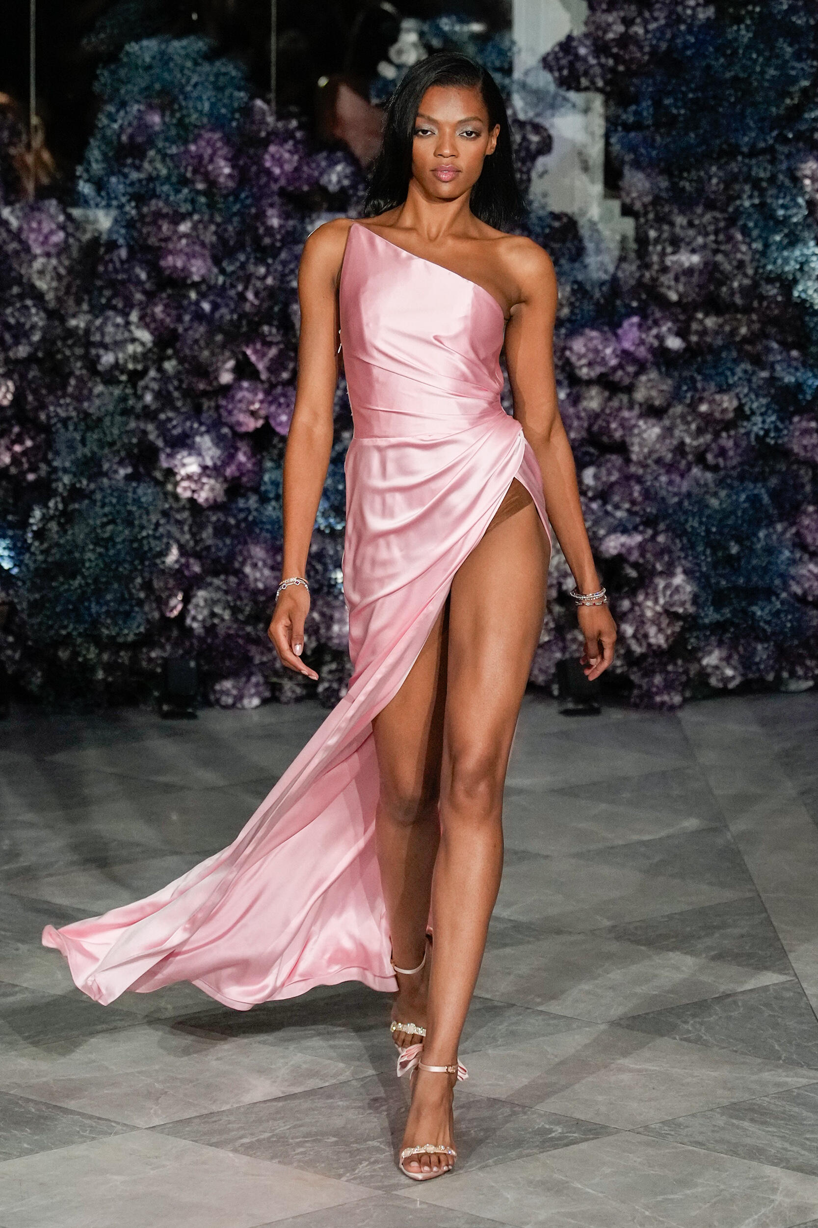 Christian Siriano Spring 2024 Fashion Show