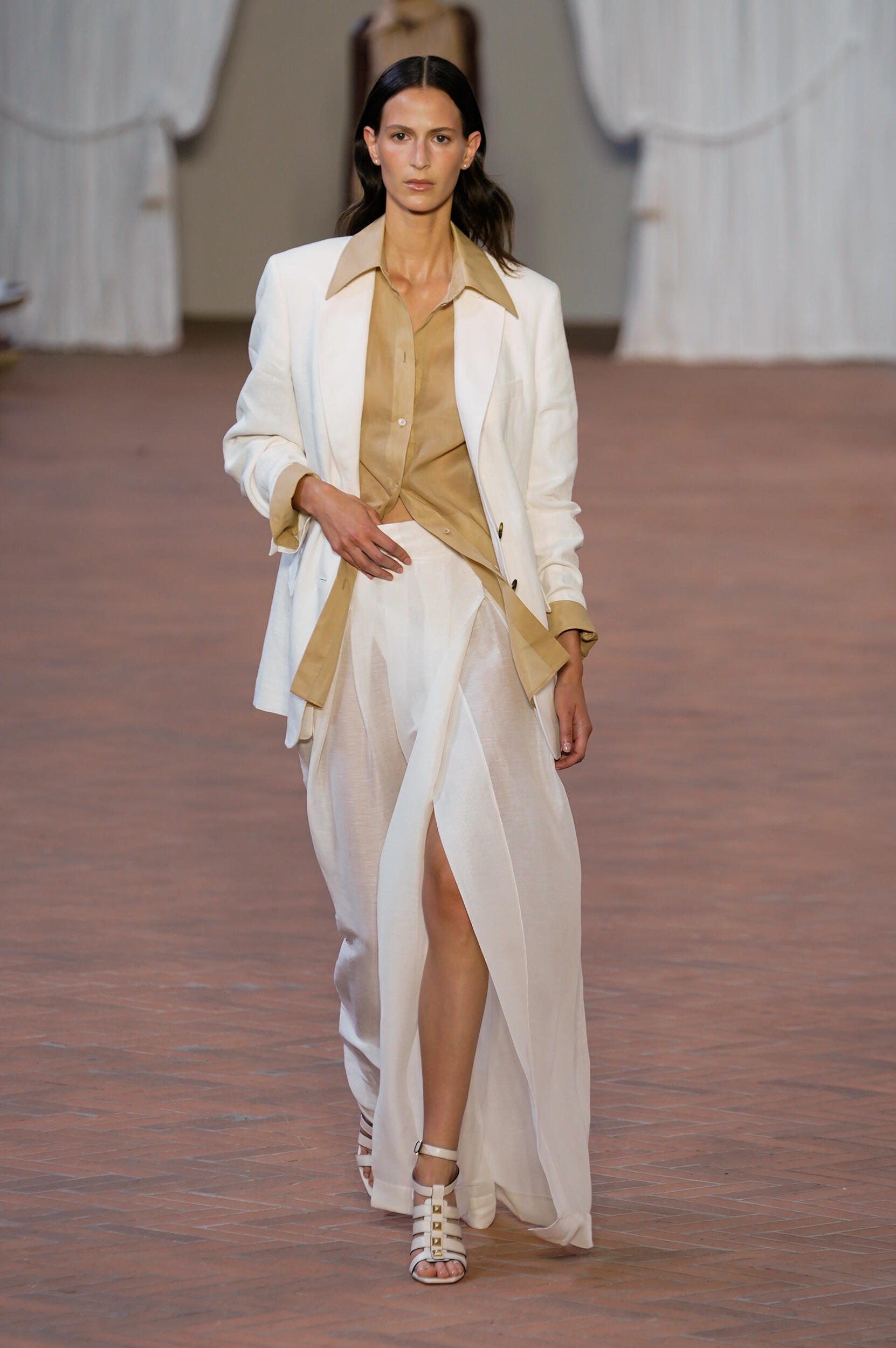 Alberta Ferretti Spring 2024 Fashion Show