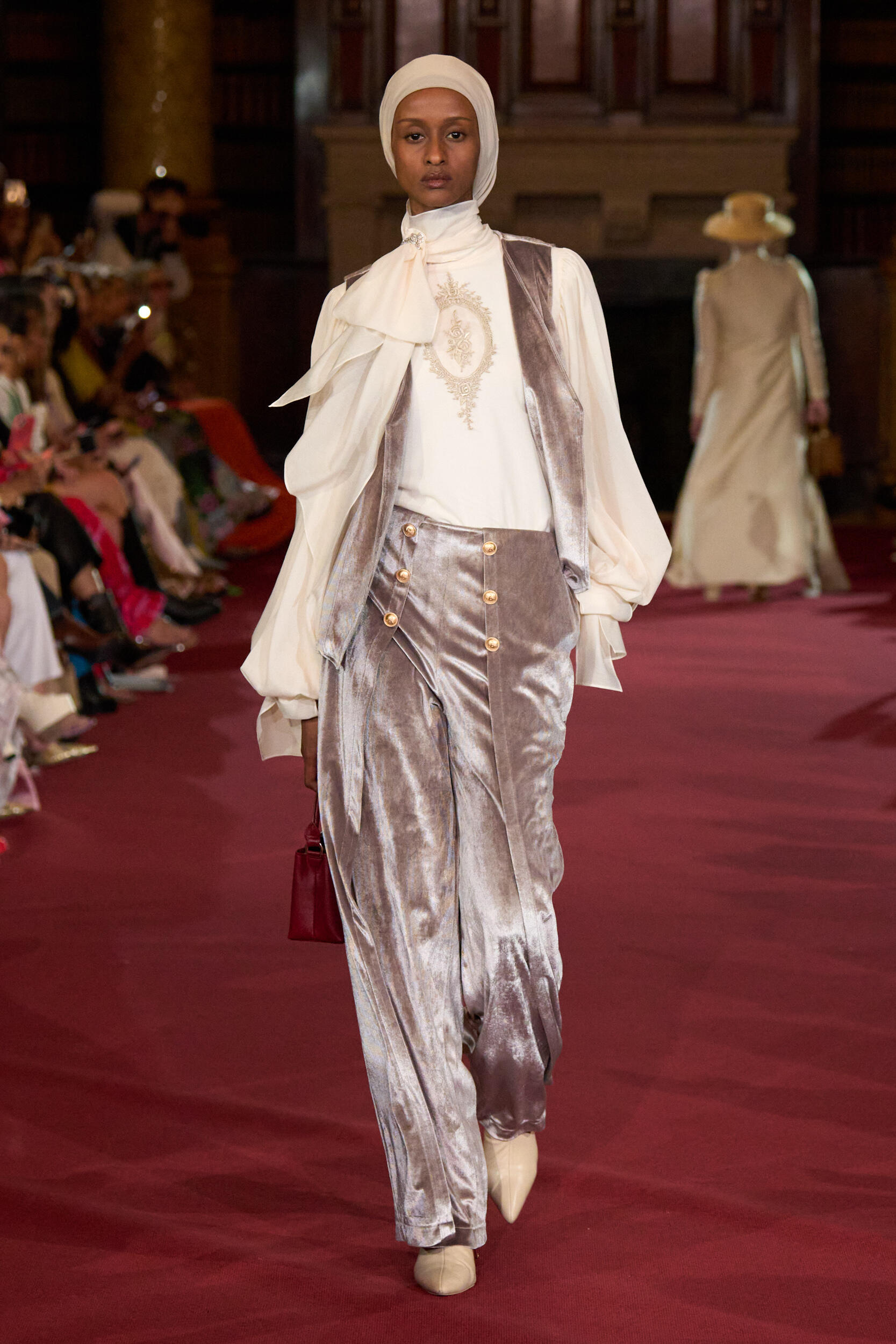 Ayu Dyah Andari Spring 2024 Fashion Show