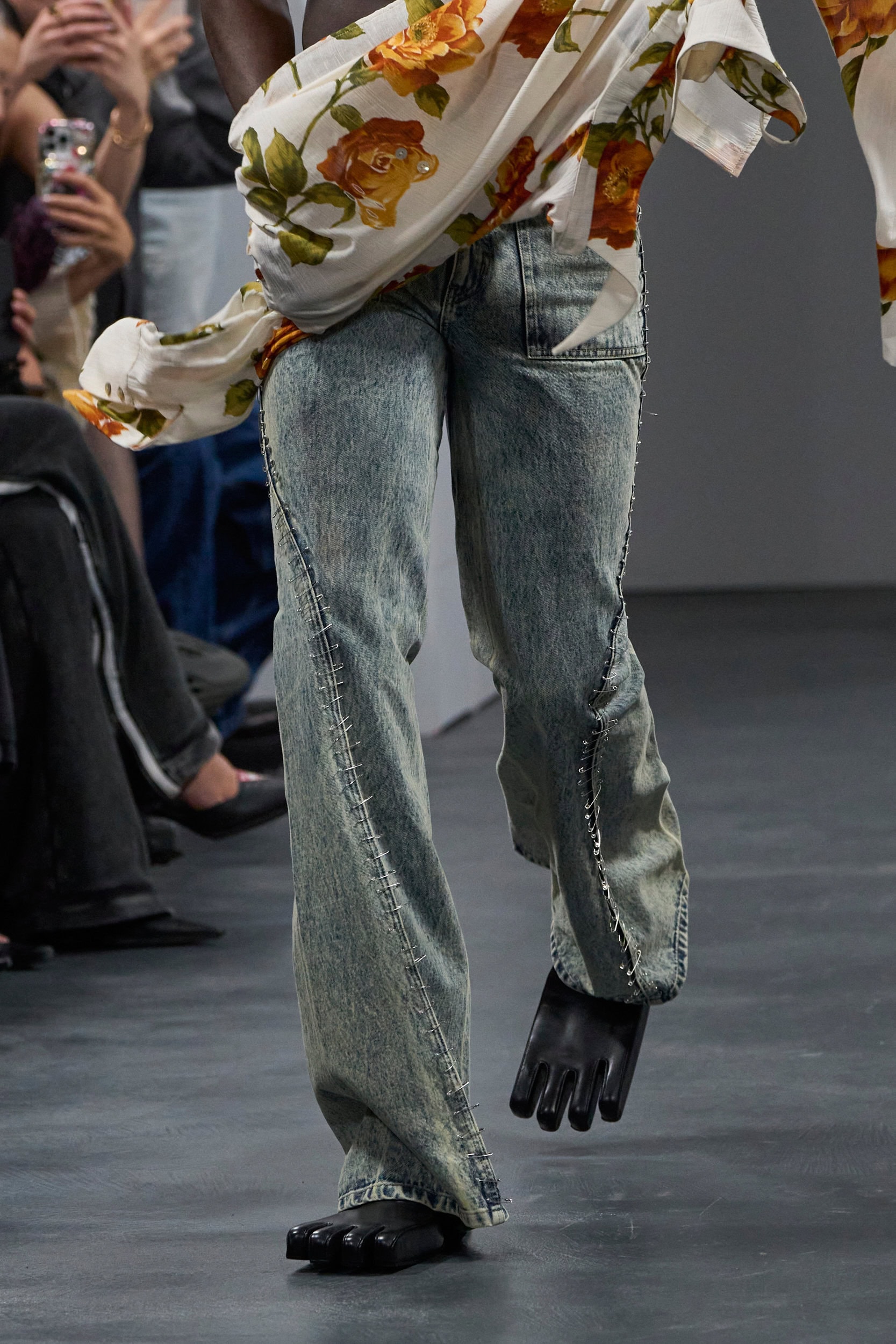 Avavav Spring 2024 Fashion Show Details