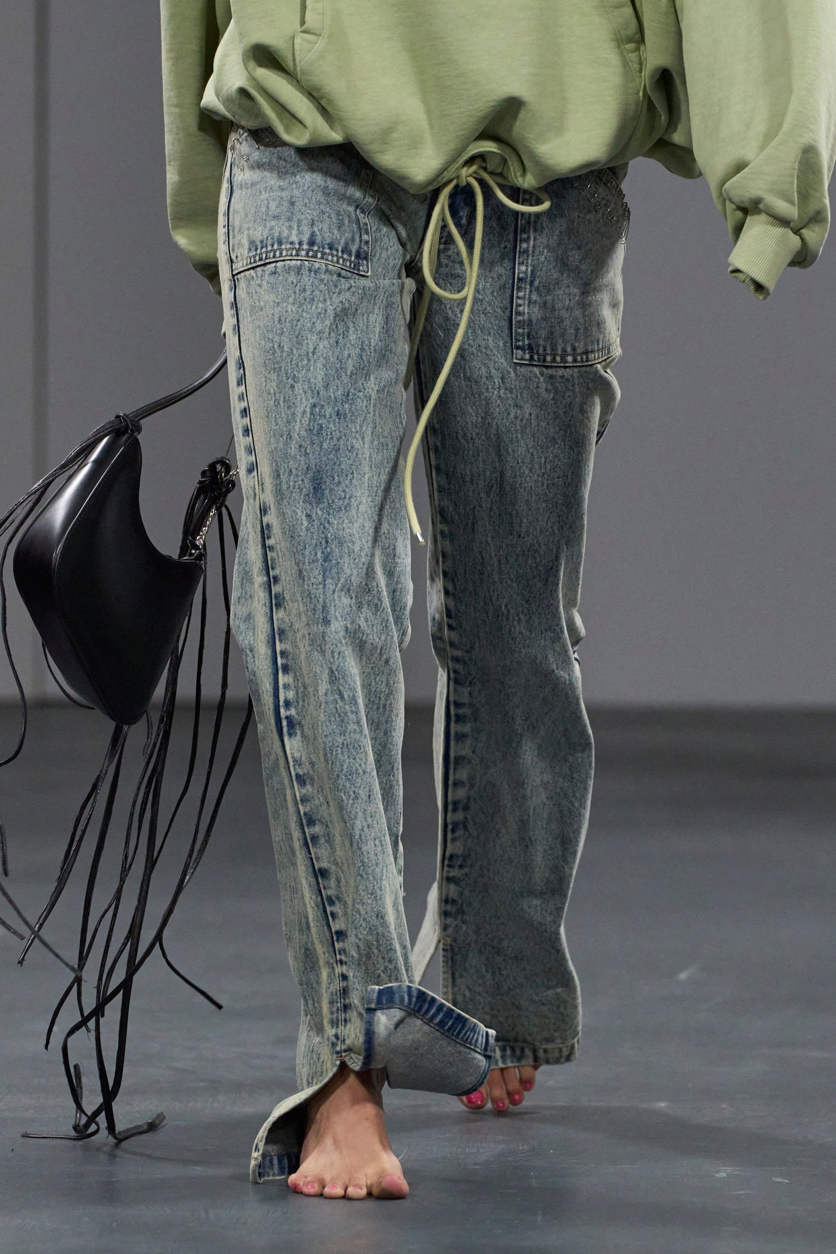 Avavav Spring 2024 Fashion Show Details