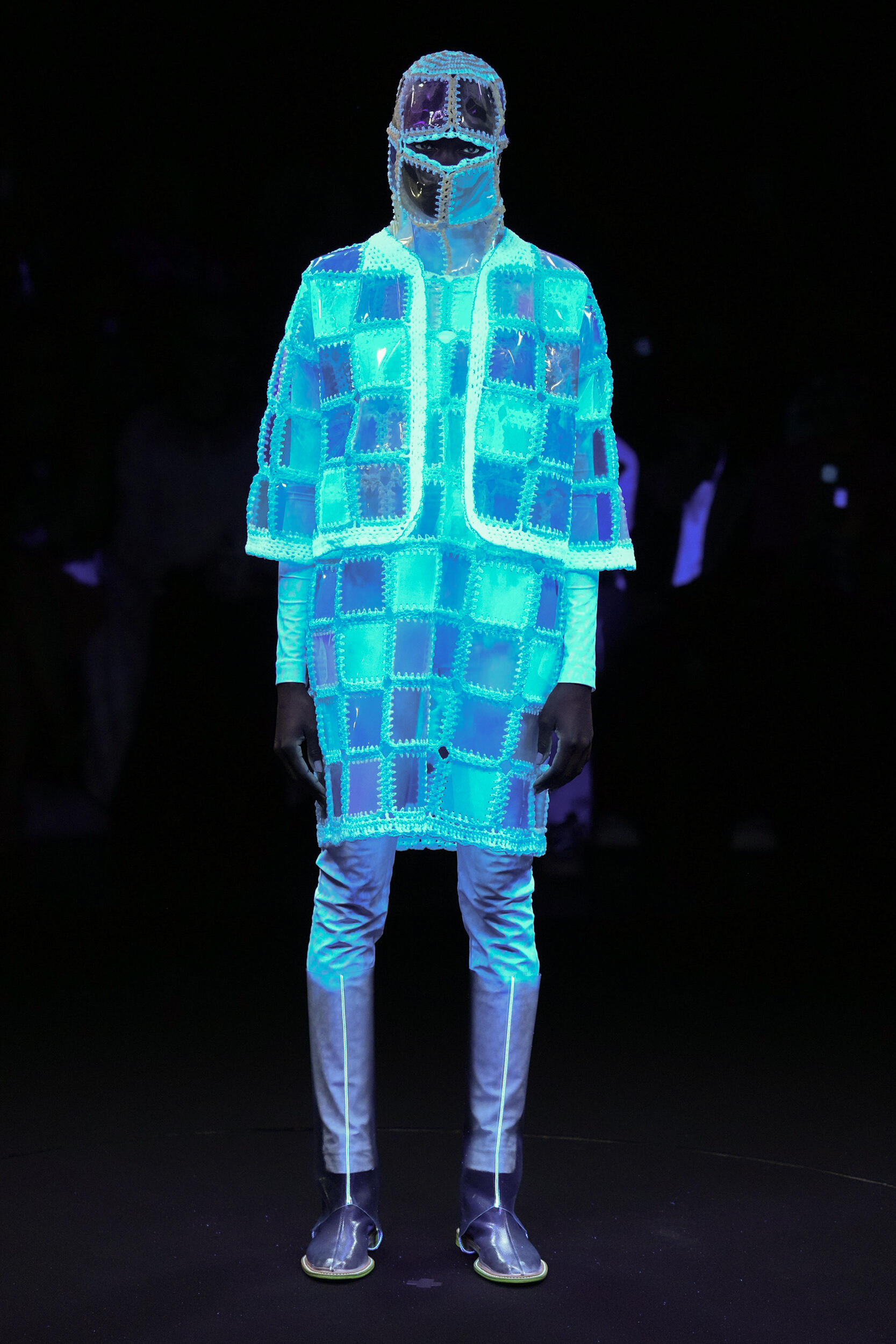 Anrealage Spring 2024 Fashion Show