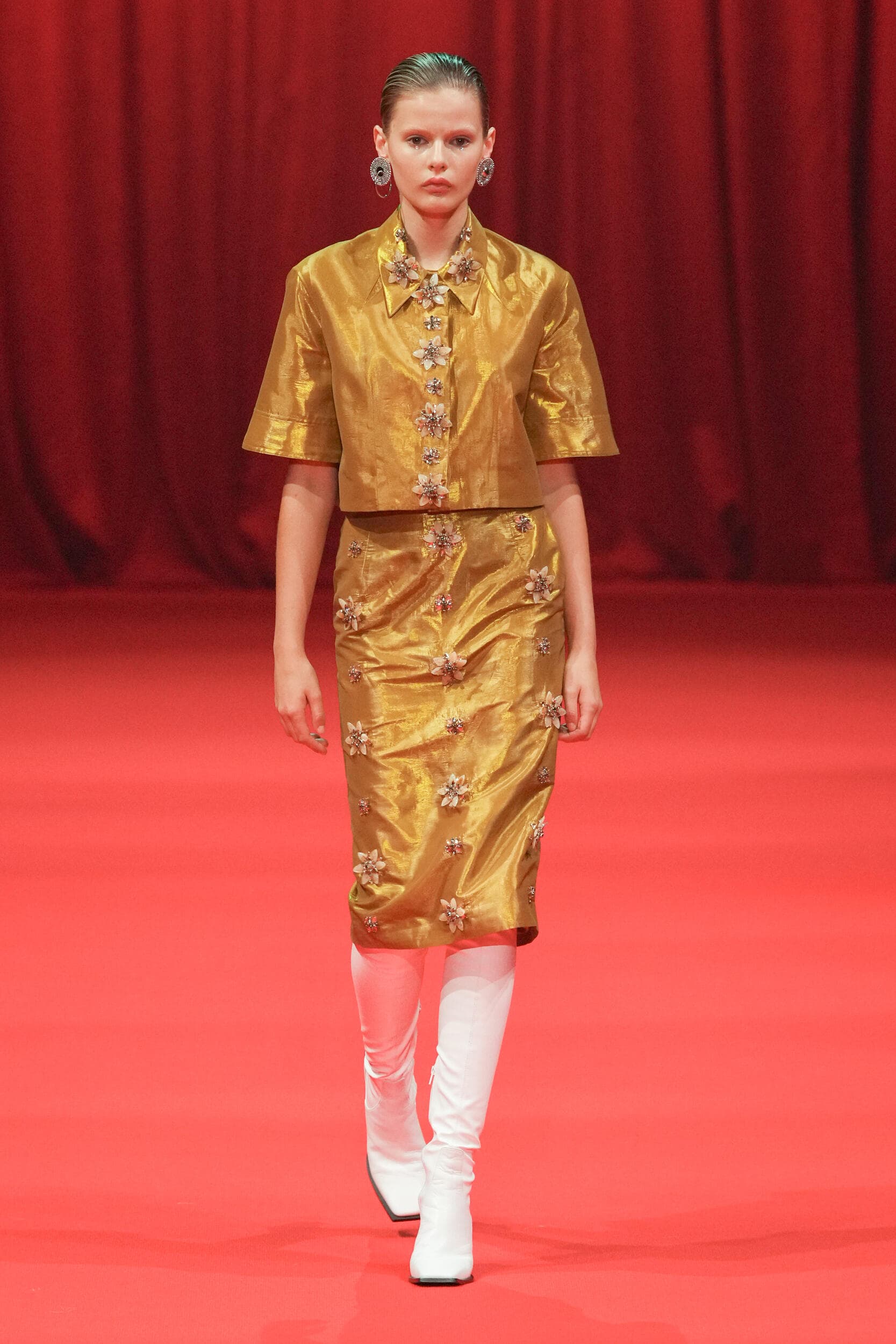 Huishan Zhang Spring 2024 Fashion Show