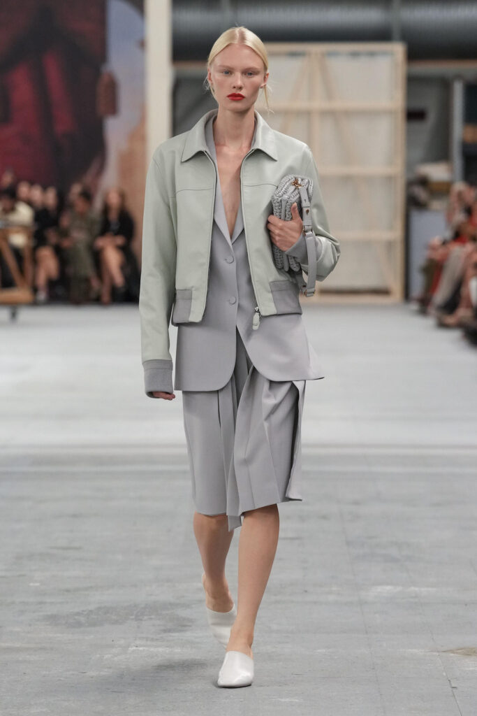 Tod's Spring 2024 Fashion Show Review | The Impression