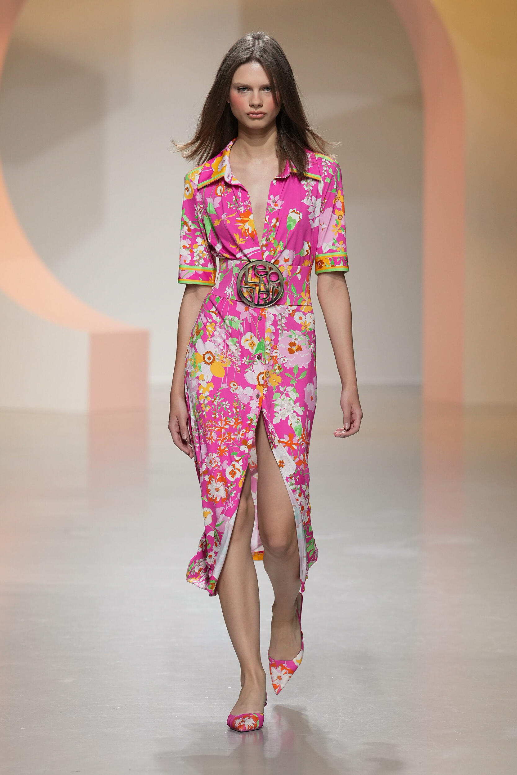 Leonard Paris Spring 2024 Fashion Show