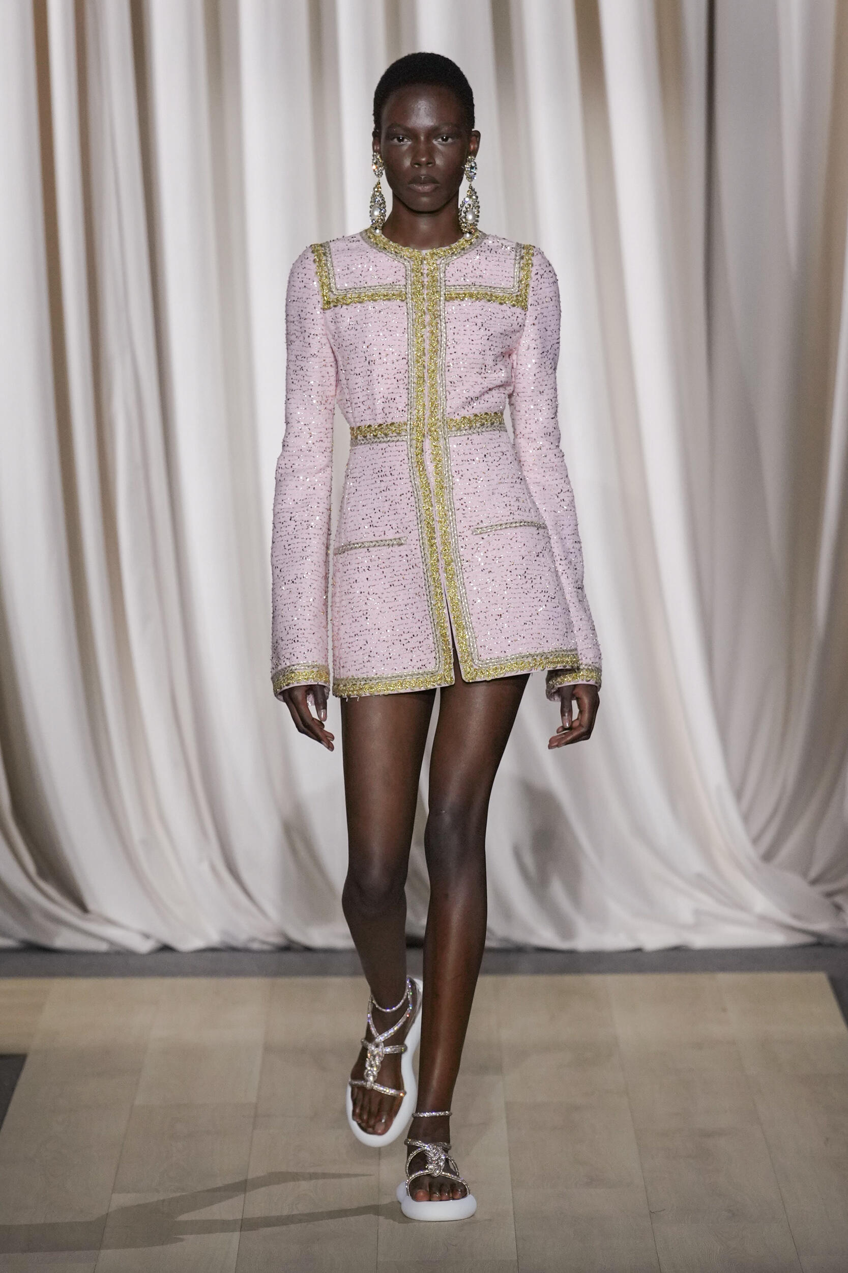 Giambattista Valli Spring 2024 Fashion Show