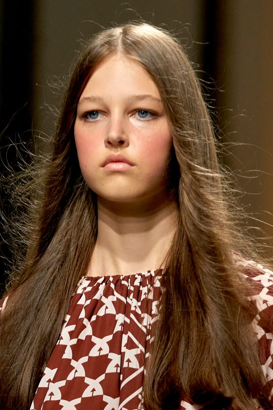 Leonard Paris Spring 2024 Fashion Show Details