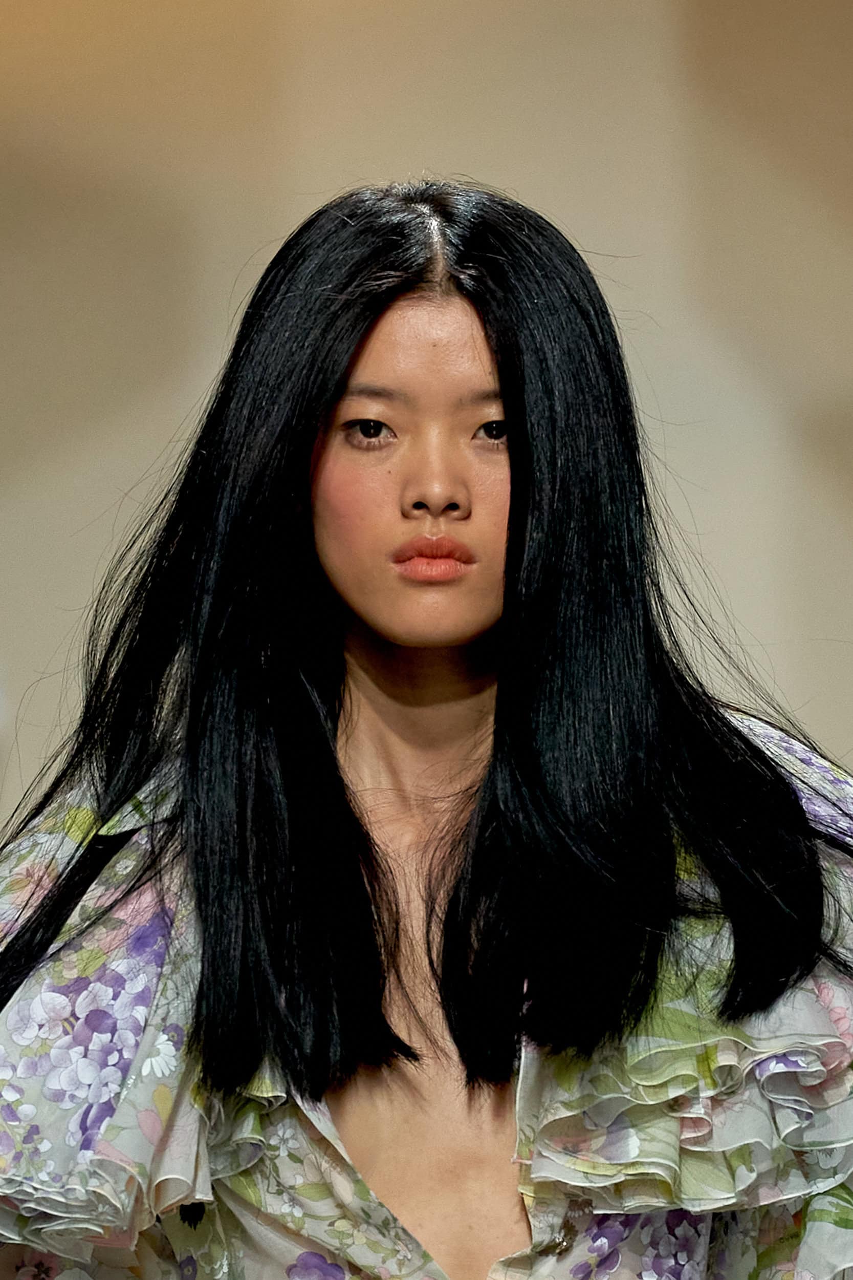 Leonard Paris Spring 2024 Fashion Show Details