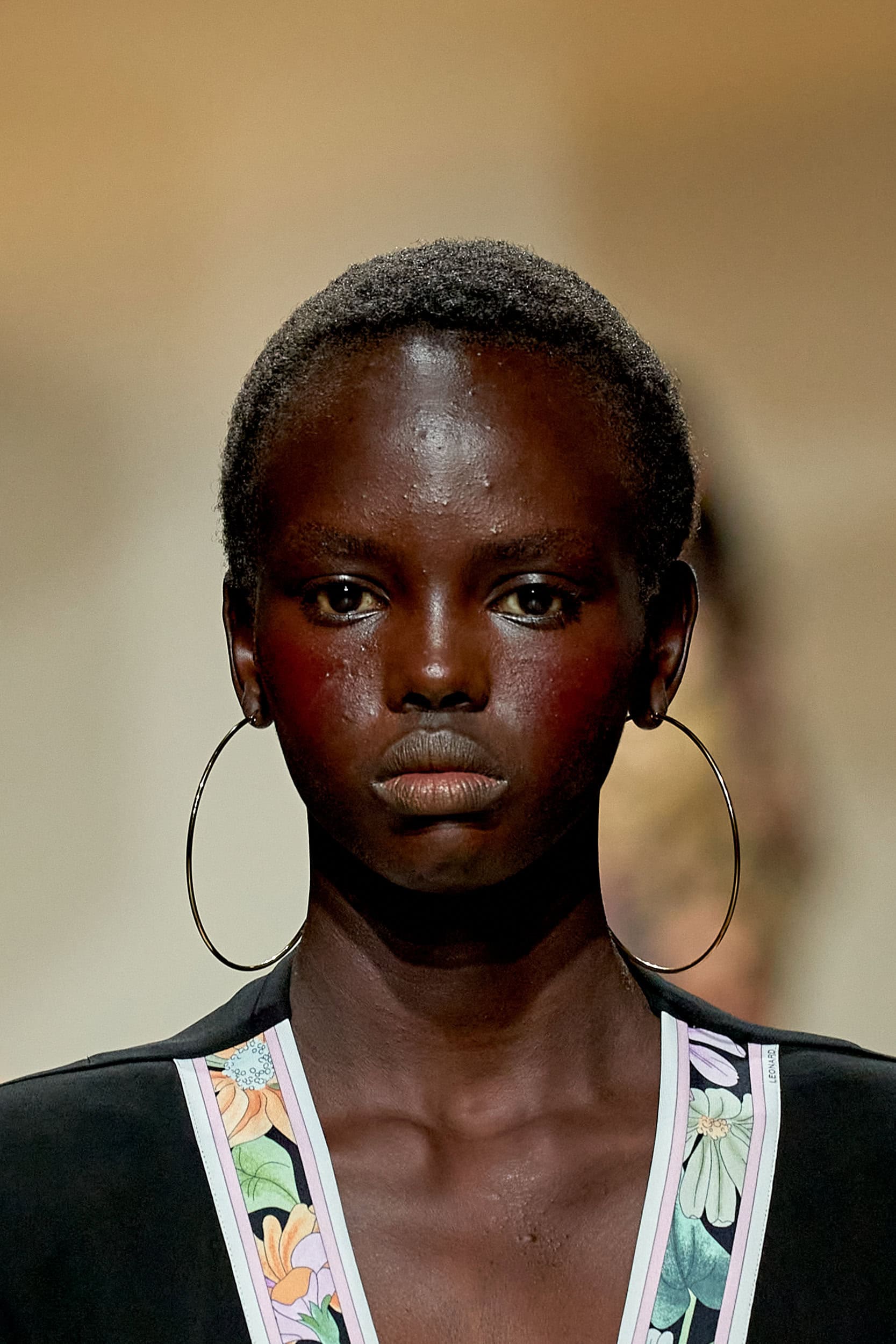 Leonard Paris Spring 2024 Fashion Show Details