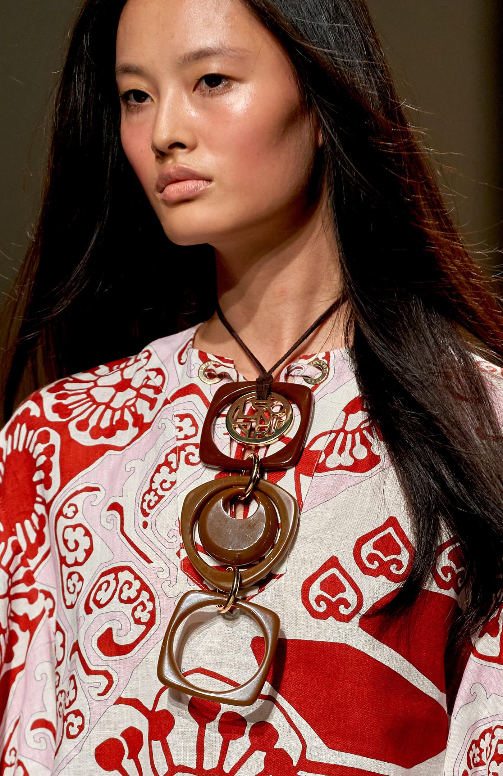 Leonard Paris Spring 2024 Fashion Show Details