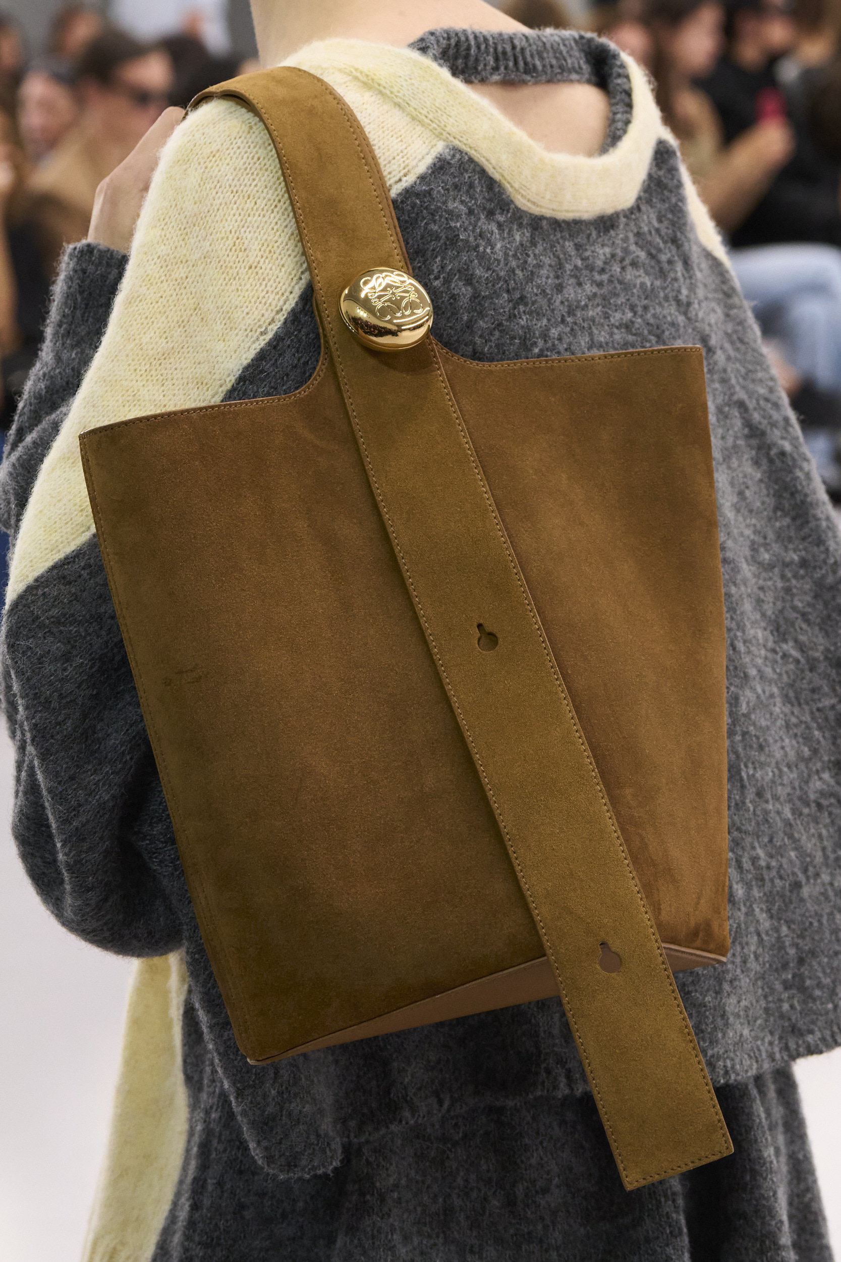 Loewe Spring 2024 Fashion Show Details