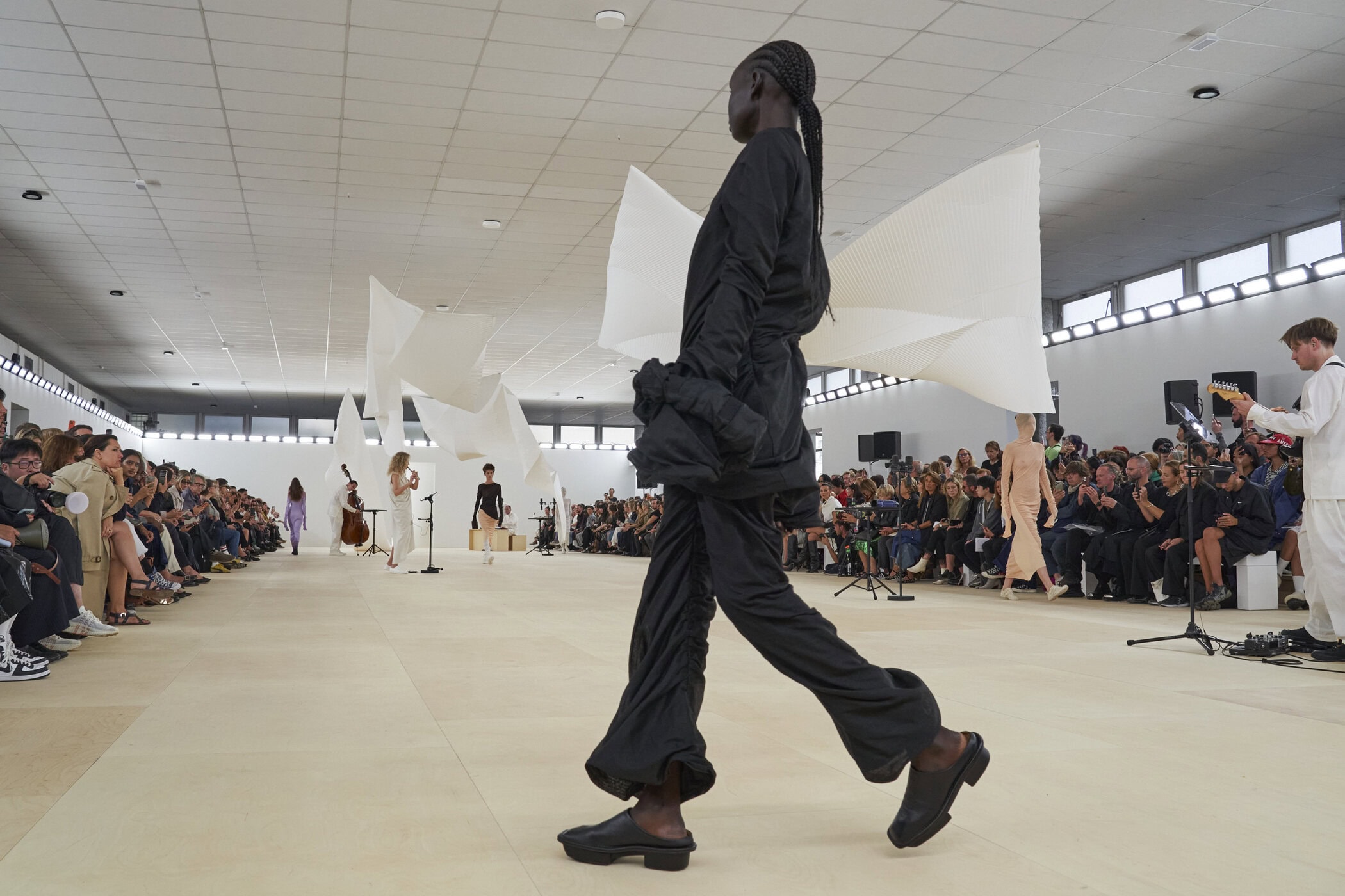 Issey Miyake Spring 2024 Fashion Show Atmosphere