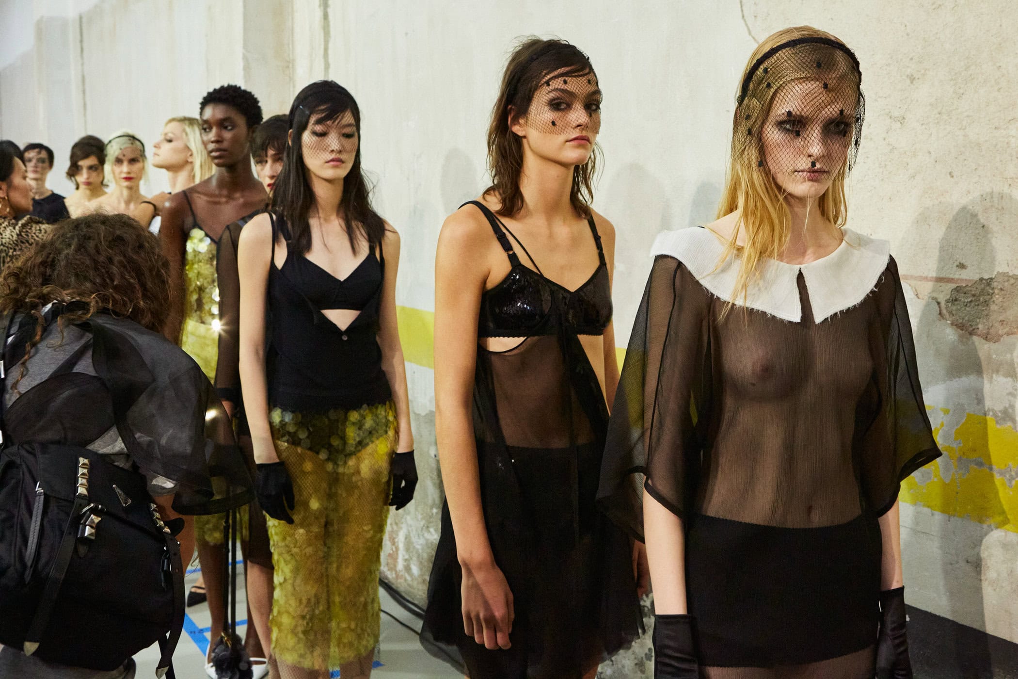 N 21 Spring 2024 Fashion Show Backstage