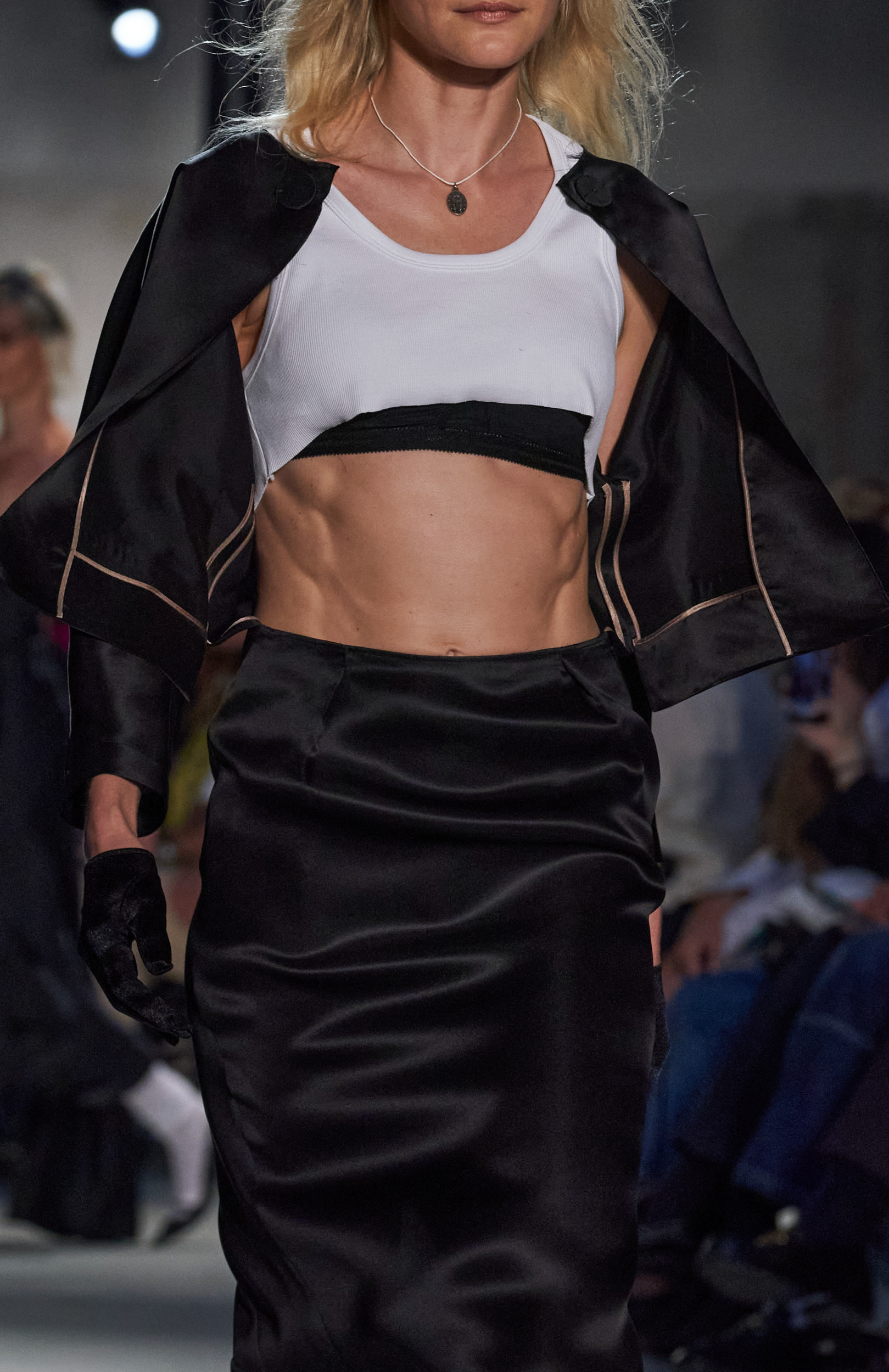 N21 Spring 2024 Fashion Show Details